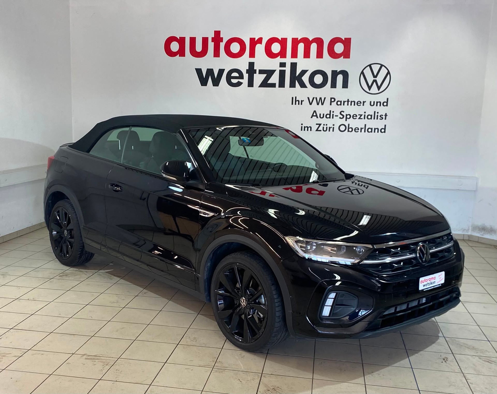 VW T-Roc Cabriolet 1.5 TSI EVO R-Line DSG-showroom-element-1