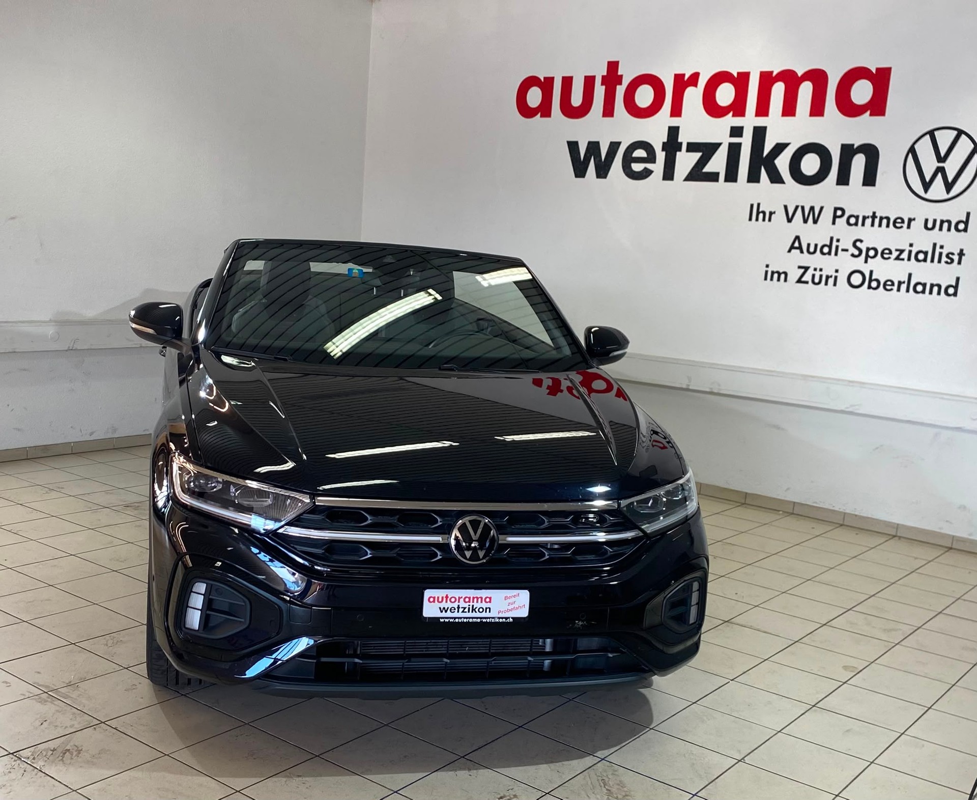 VW T-Roc Cabriolet 1.5 TSI EVO R-Line DSG-showroom-element-2