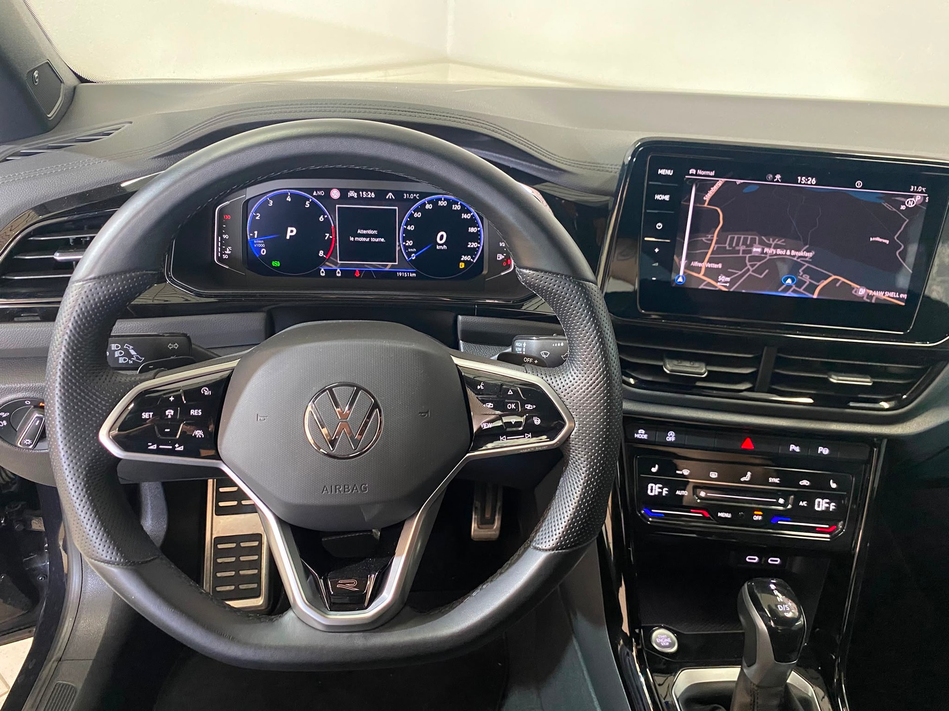 VW T-Roc Cabriolet 1.5 TSI EVO R-Line DSG-image-11