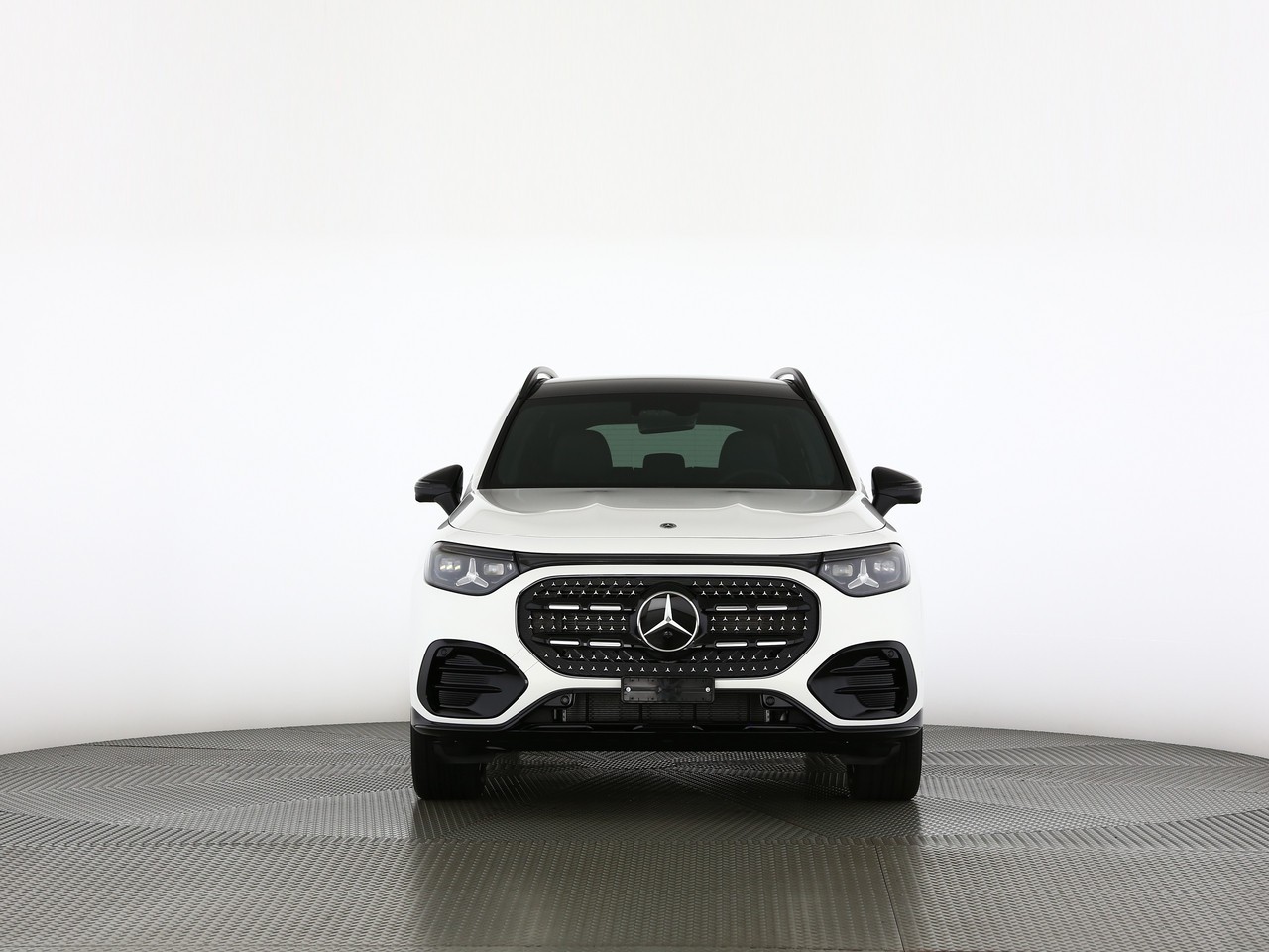 MERCEDES-BENZ GLB 220 4Matic 8G-Tronic-showroom-element-1
