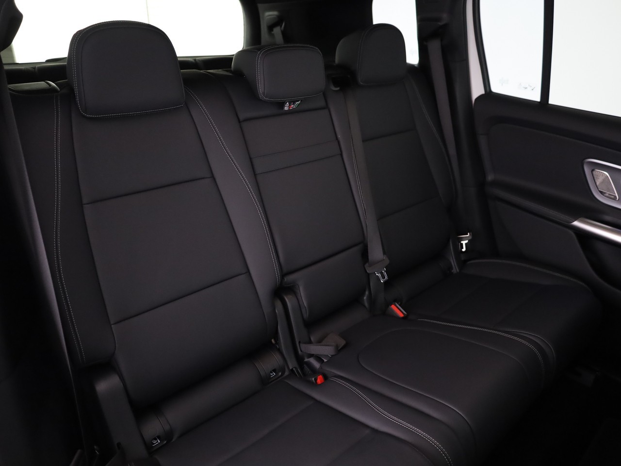 MERCEDES-BENZ GLB 220 4Matic 8G-Tronic-image-12