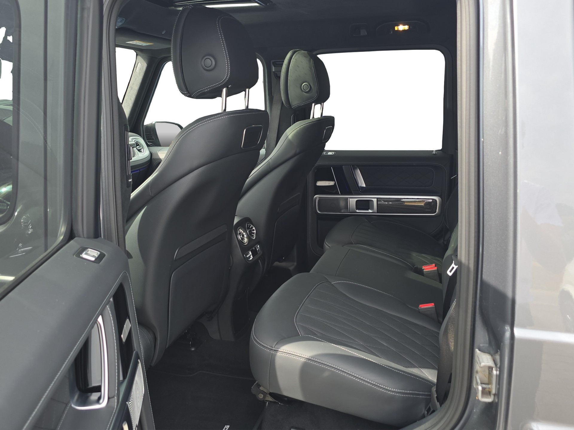 MERCEDES-BENZ G 400d 9G-Tronic-image-9