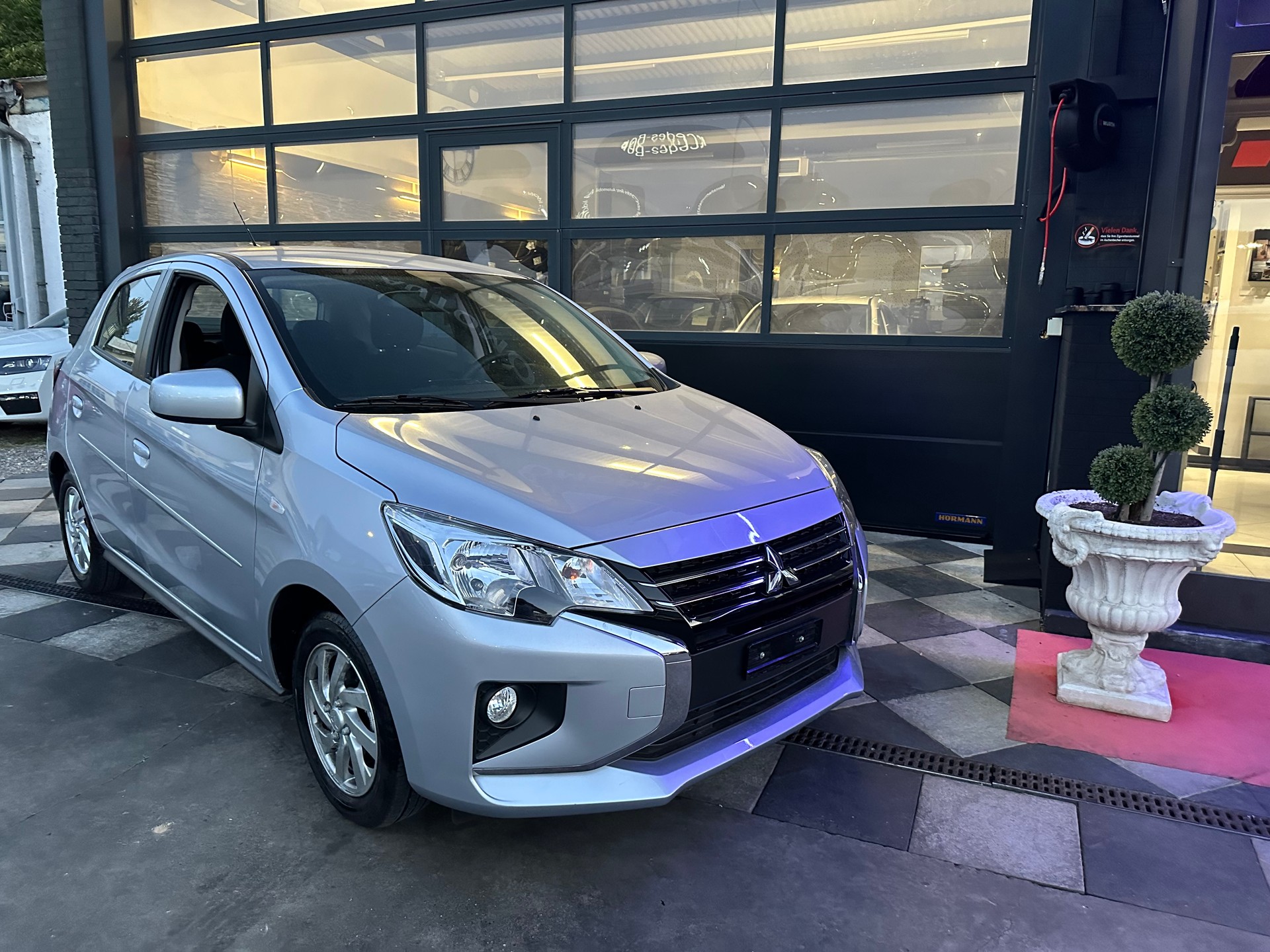MITSUBISHI Space Star 1.2 CVT Value-showroom-element-3