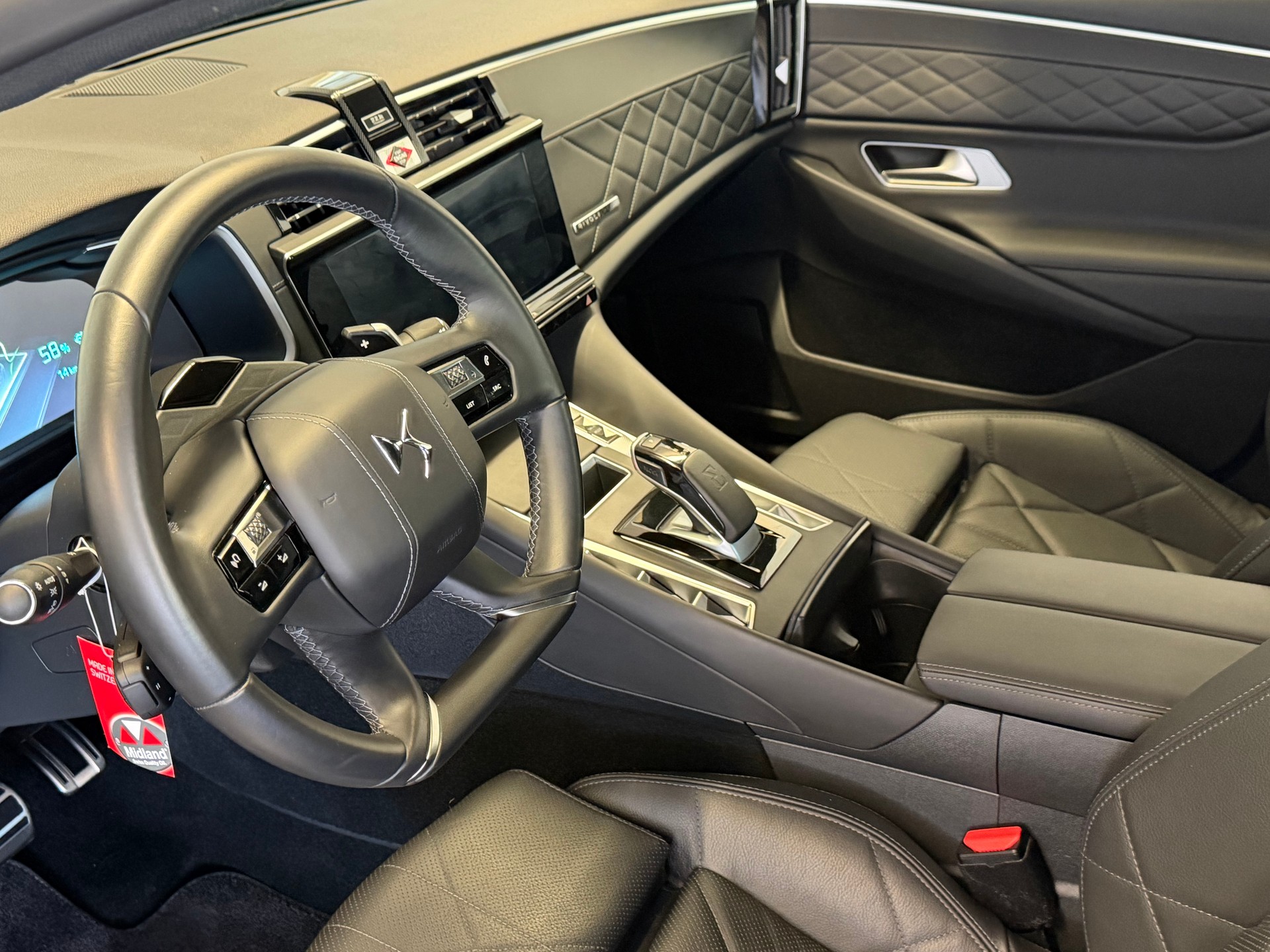 DS AUTOMOBILES DS 9 1.6 E-TENSE 225 Performance Line + e-EAT8-image-10