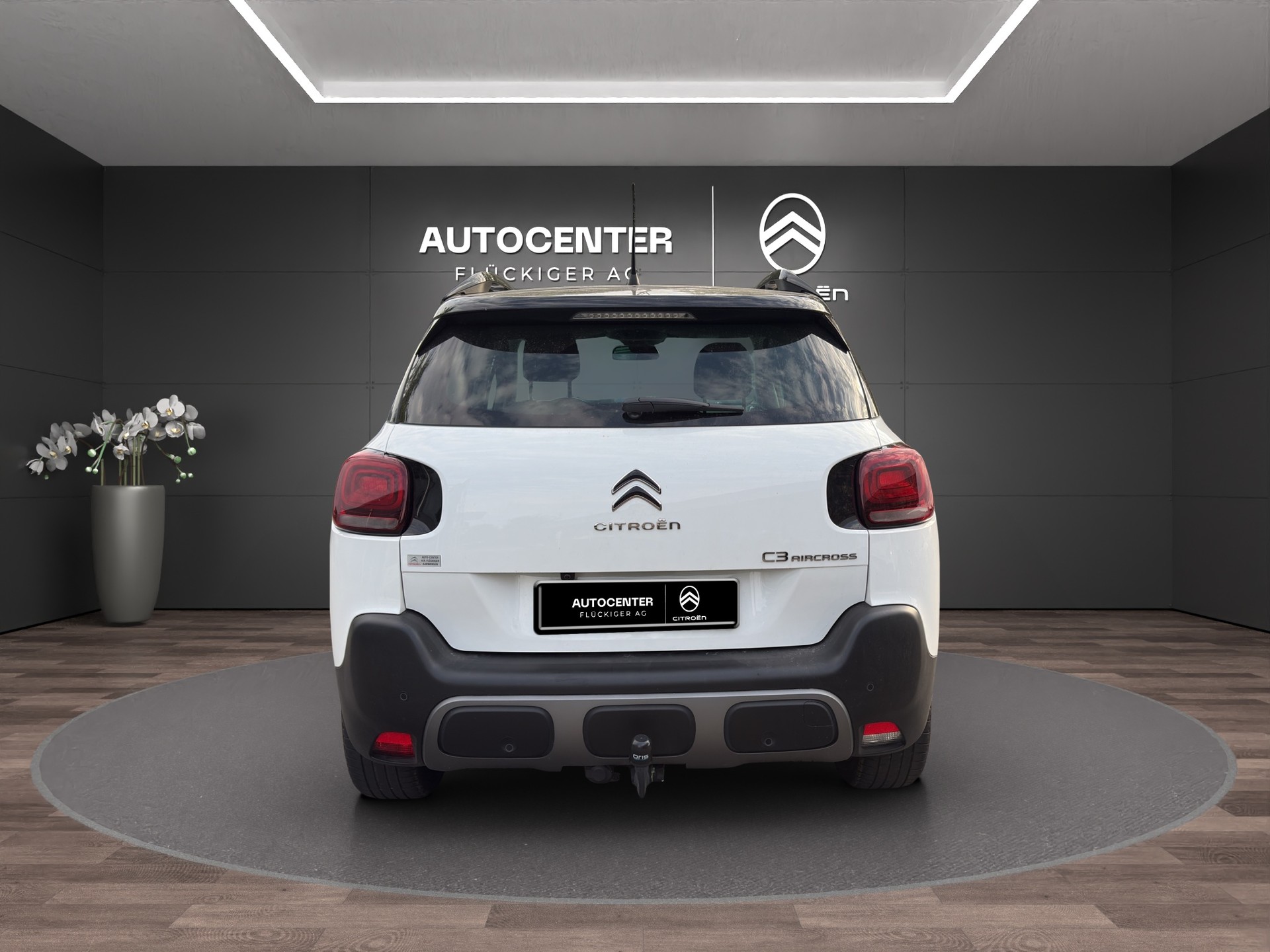 CITROEN C3 Aircross 1.2 PureTech 130 Shine Pack-image-8