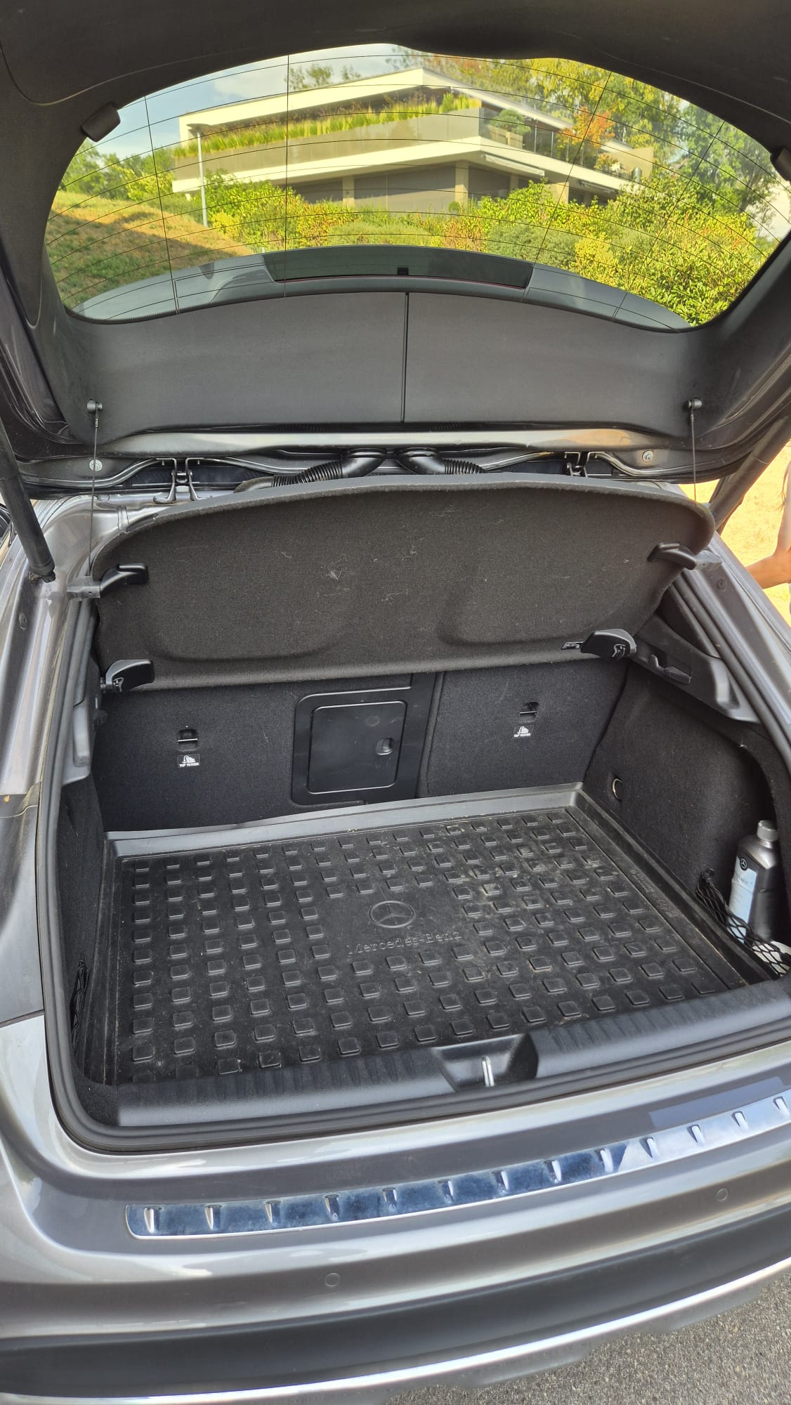 MERCEDES-BENZ GLA 250 AMG Line 4Matic-image-6