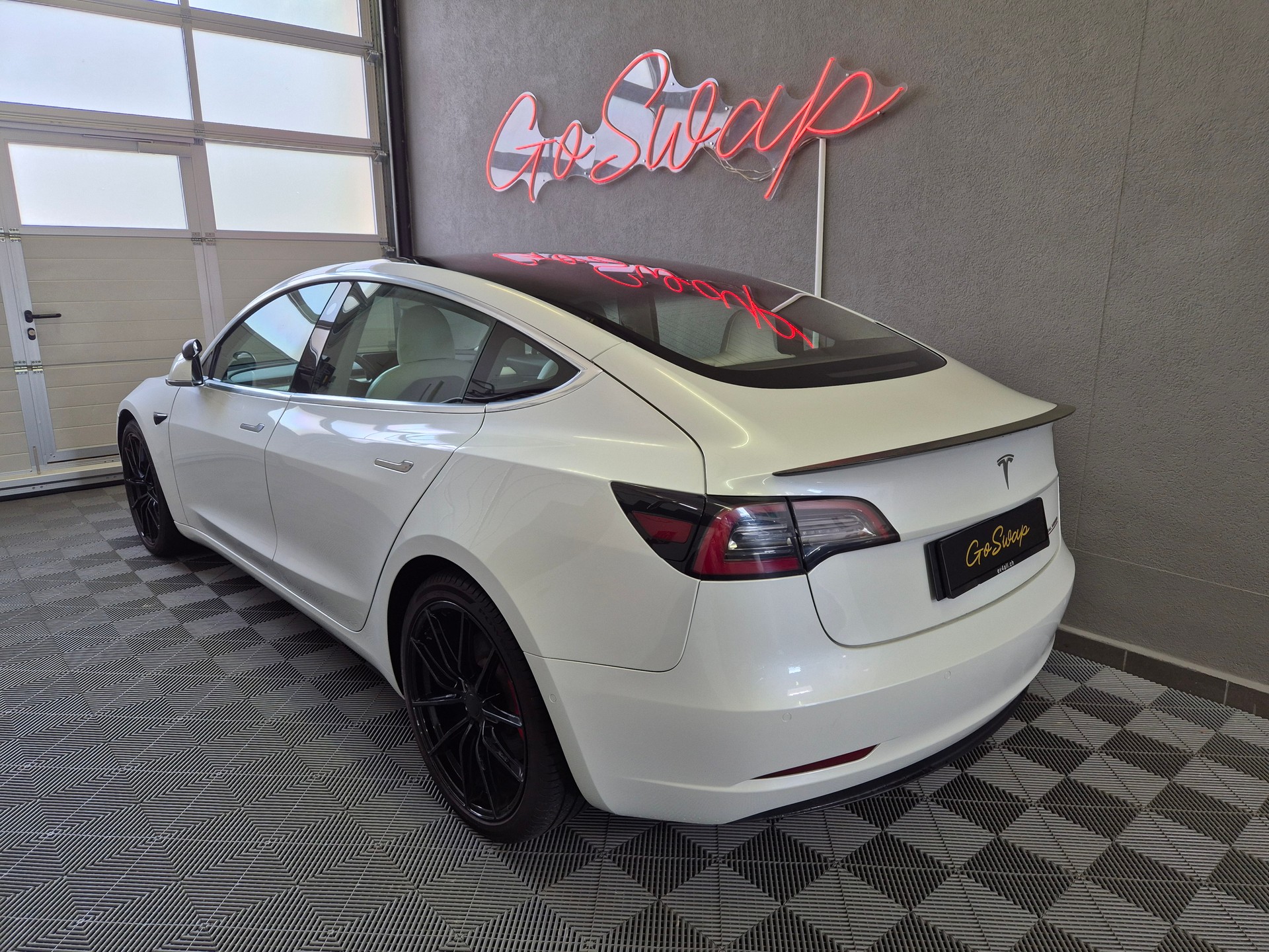 TESLA Model 3 Performance Dual Motor AWD * FSD * Autoécole-showroom-element-1