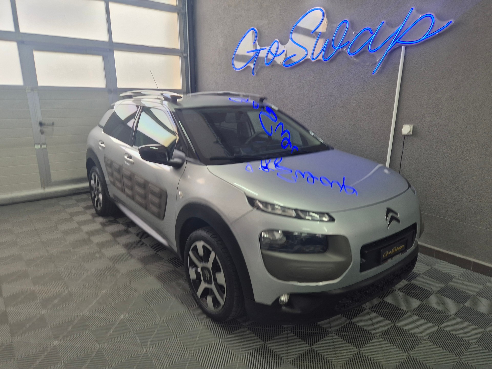 CITROEN C4 Cactus 1.2 VTi Feel Edition-showroom-element-3