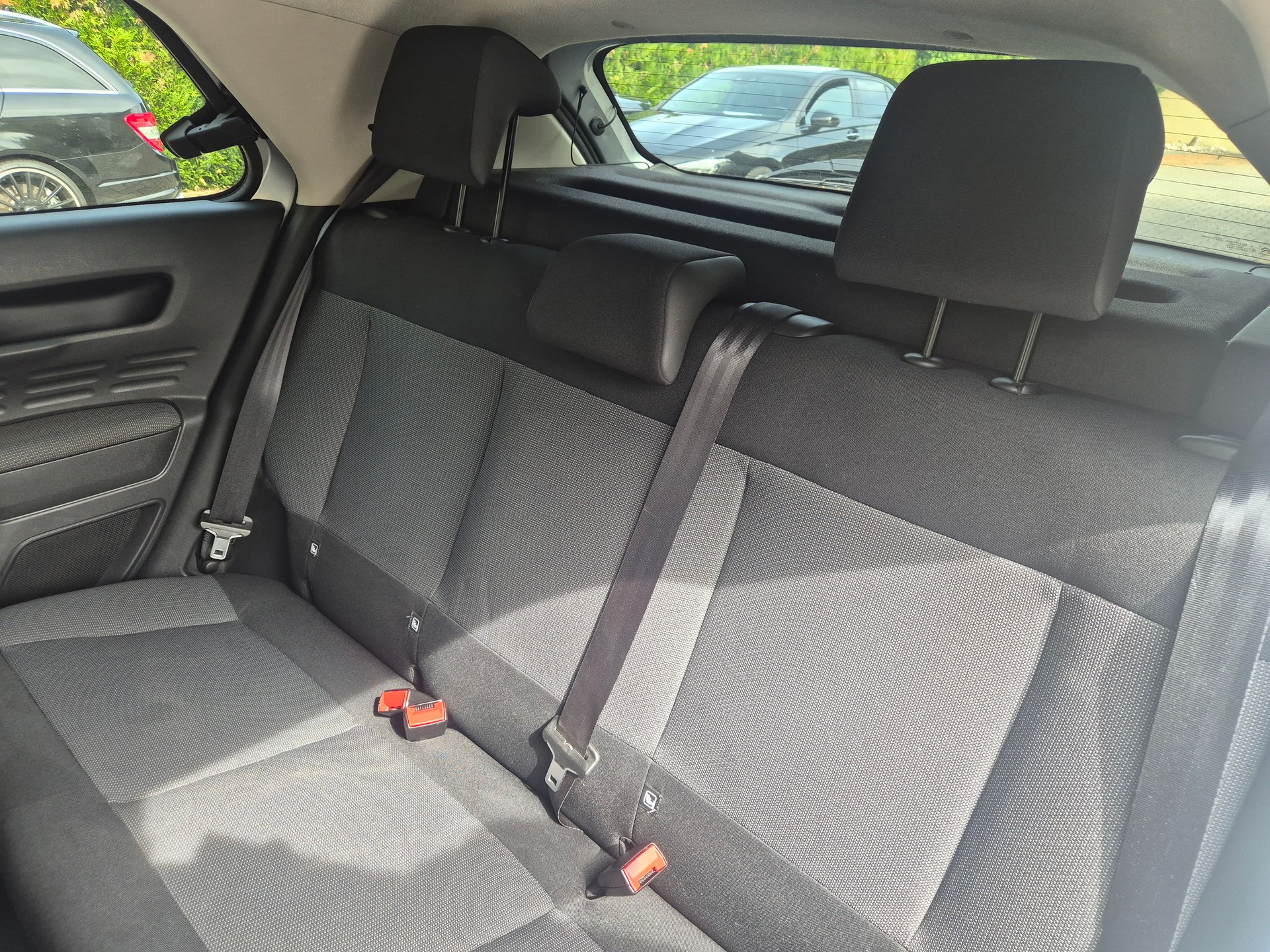 CITROEN C4 Cactus 1.2 VTi Feel Edition-image-10