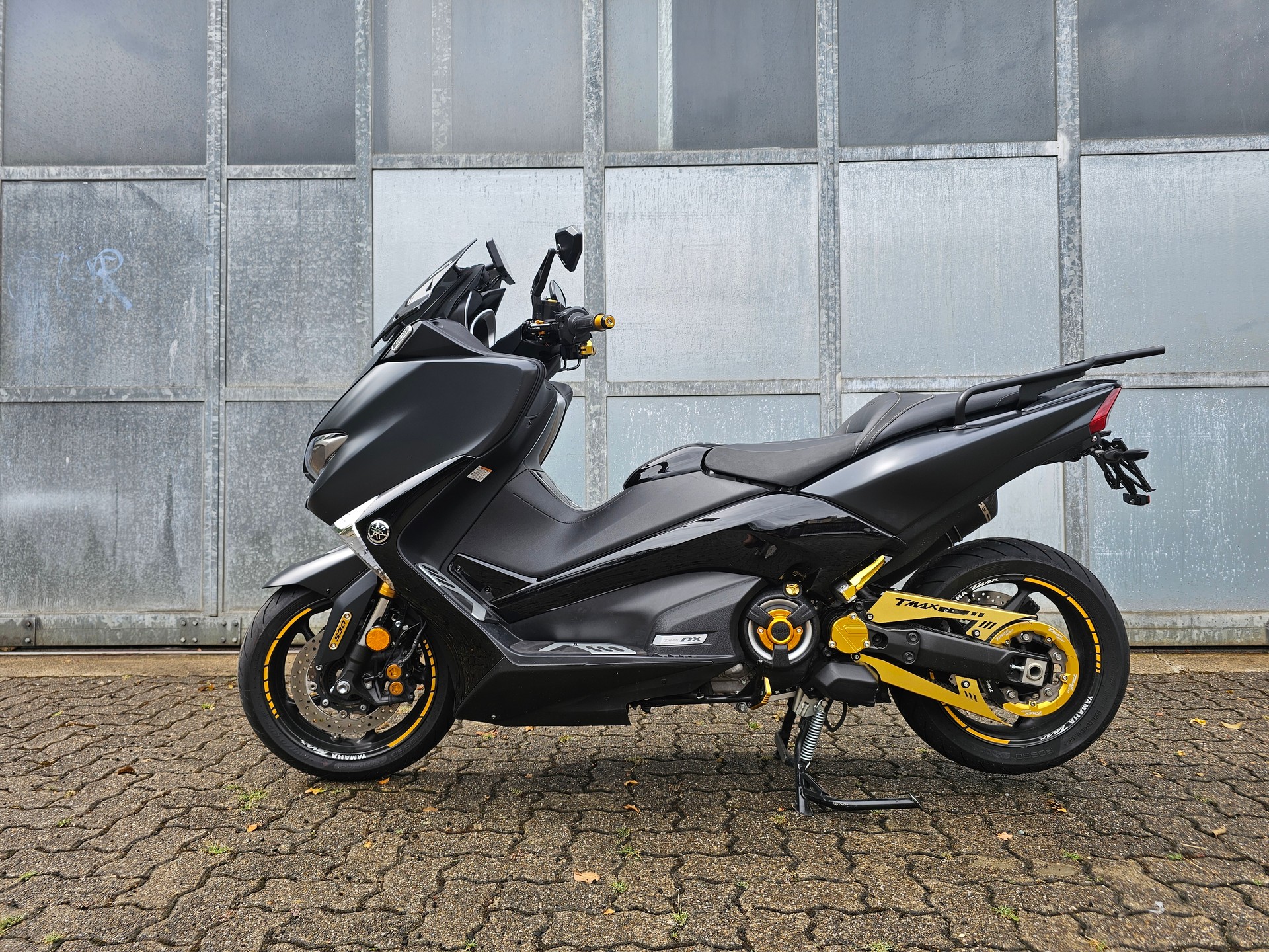 YAMAHA T-MAX XP 530 DX ABS-image-1
