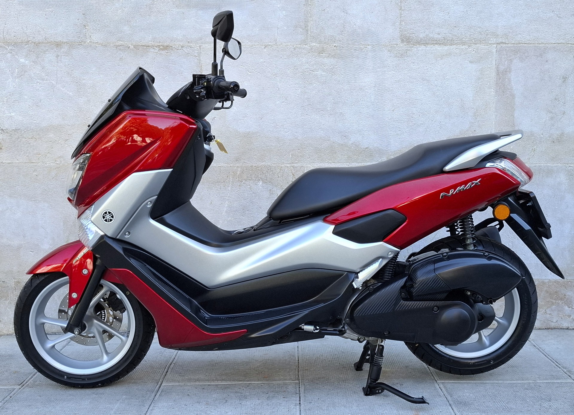 YAMAHA N-Max GPD 125A ABS-showroom-element-2