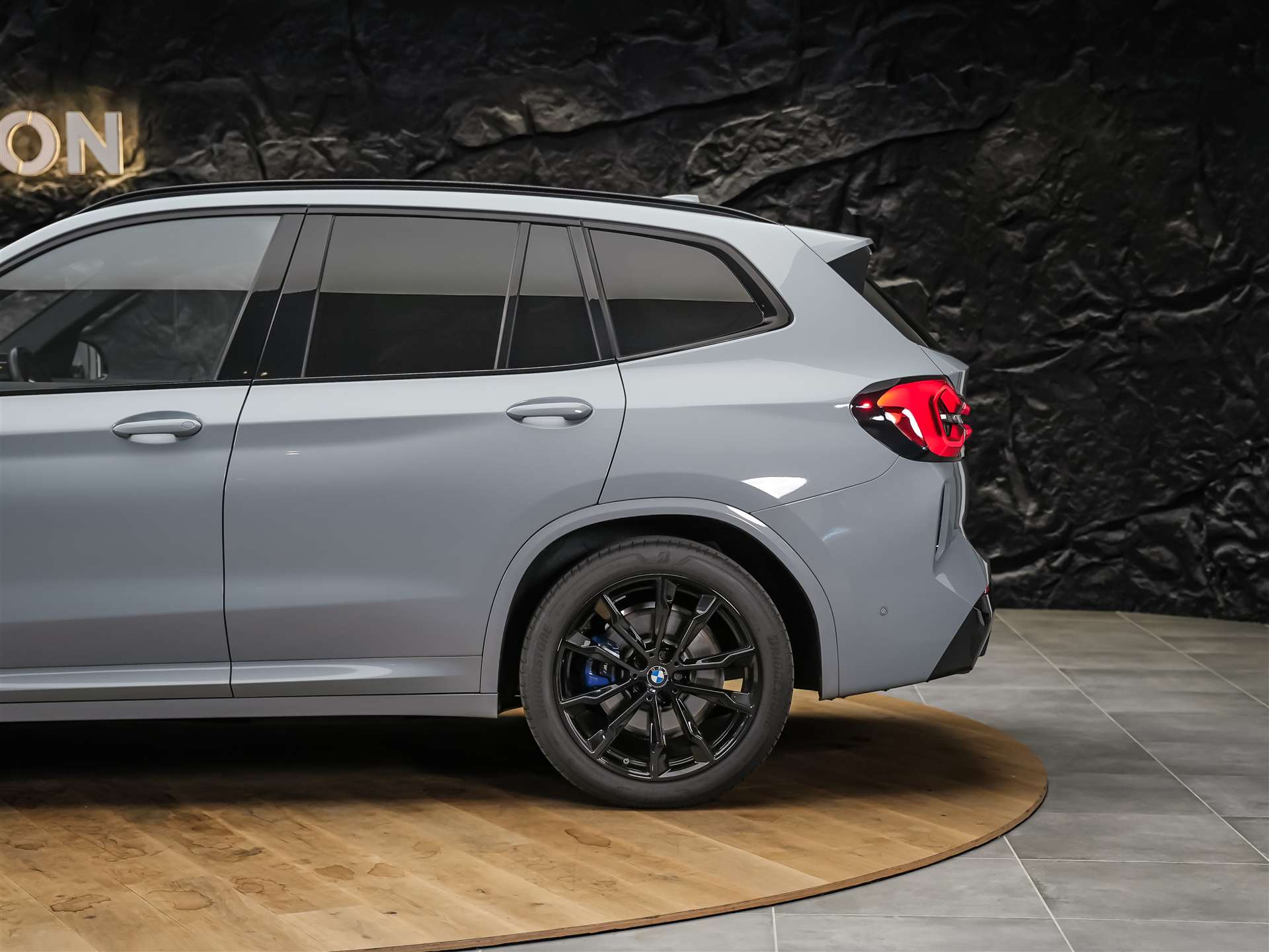 BMW X3 xDrive M40d *Standheizung*360°Kamera*Lenkradheizung*-image-17