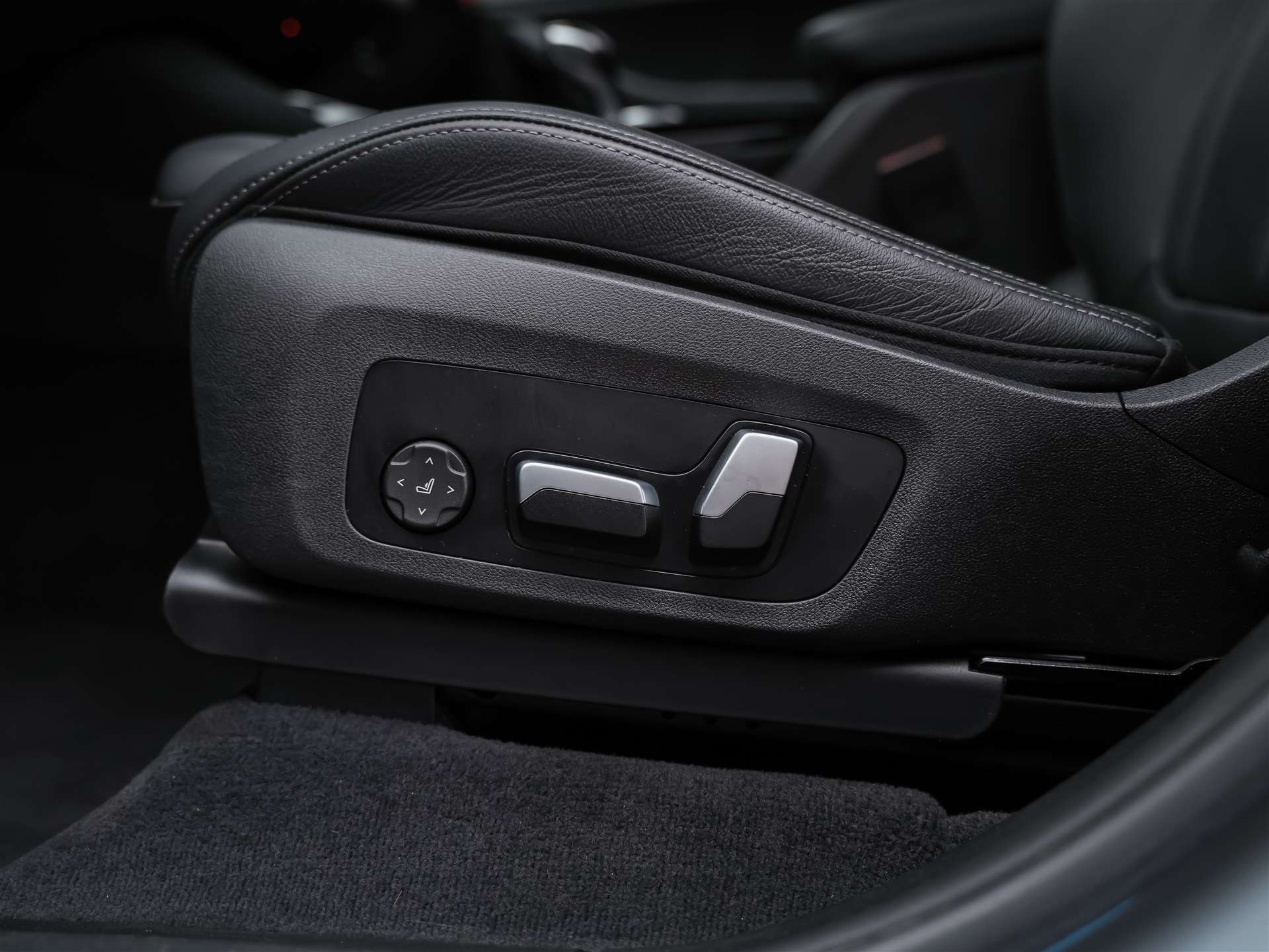 BMW X3 xDrive M40d *Standheizung*360°Kamera*Lenkradheizung*-image-26