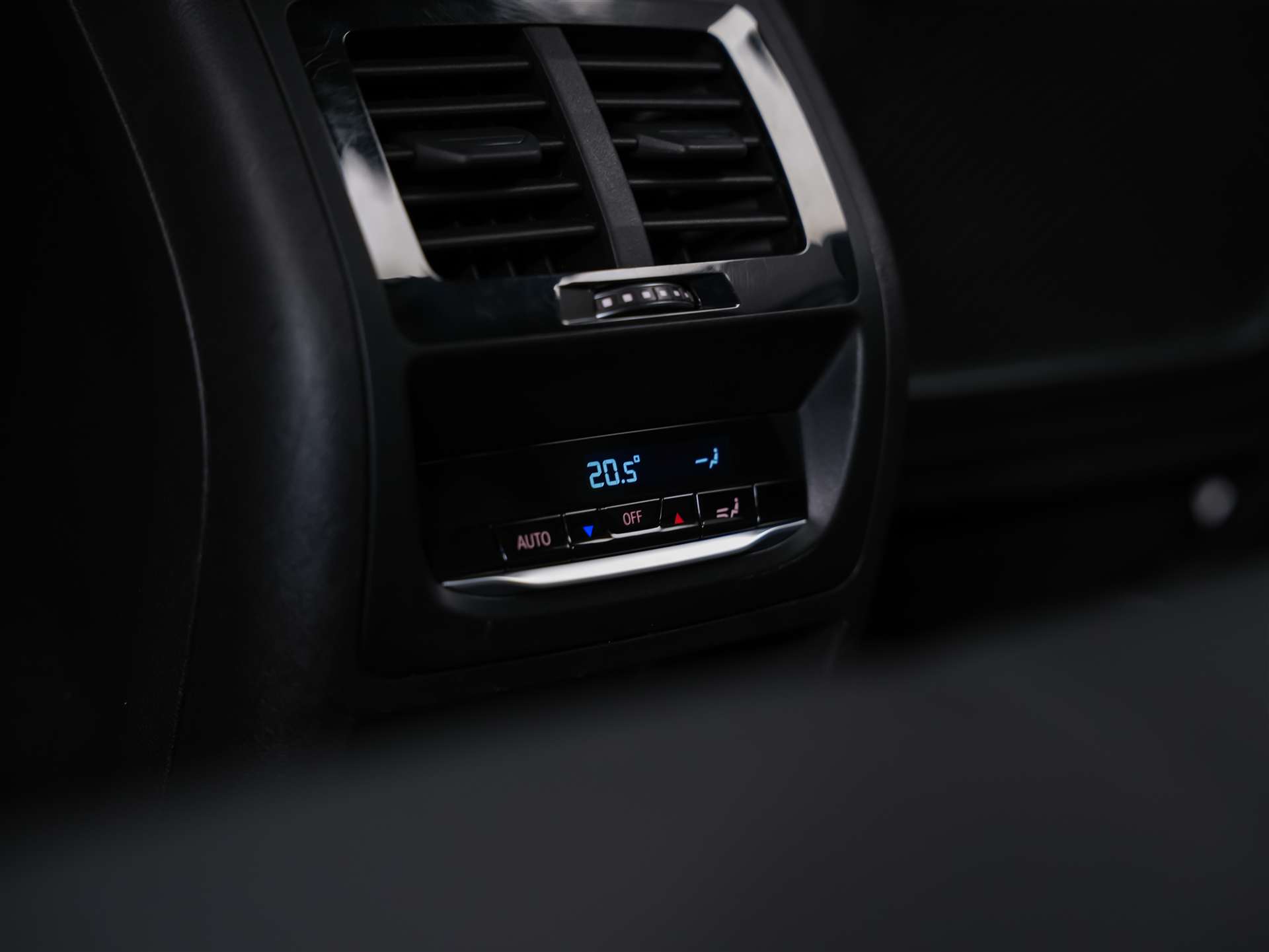BMW X3 xDrive M40d *Standheizung*360°Kamera*Lenkradheizung*-image-13