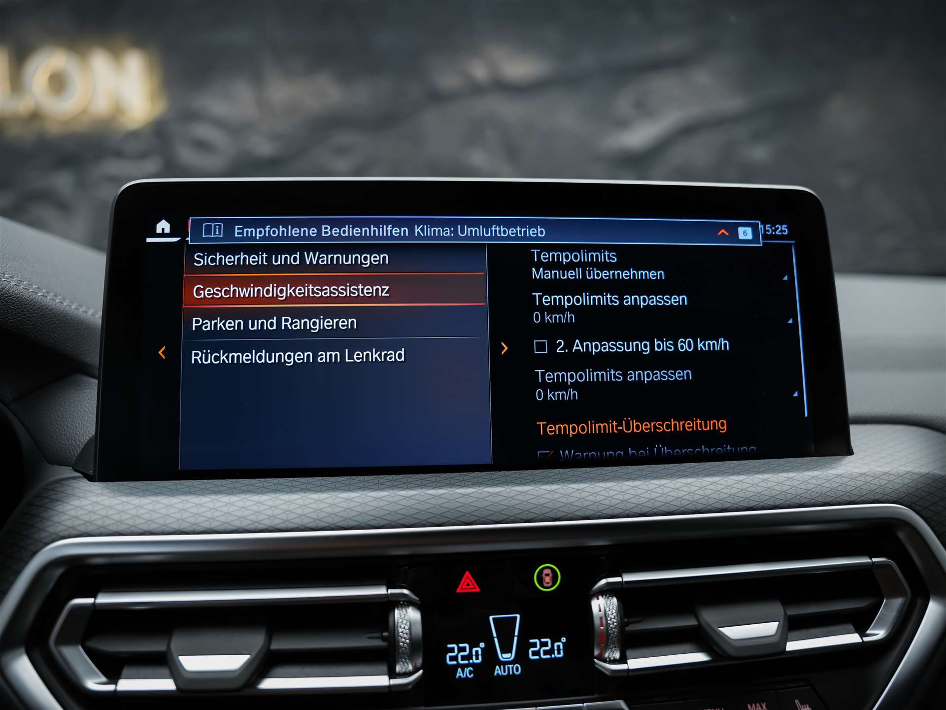 BMW X3 xDrive M40d *Standheizung*360°Kamera*Lenkradheizung*-image-35