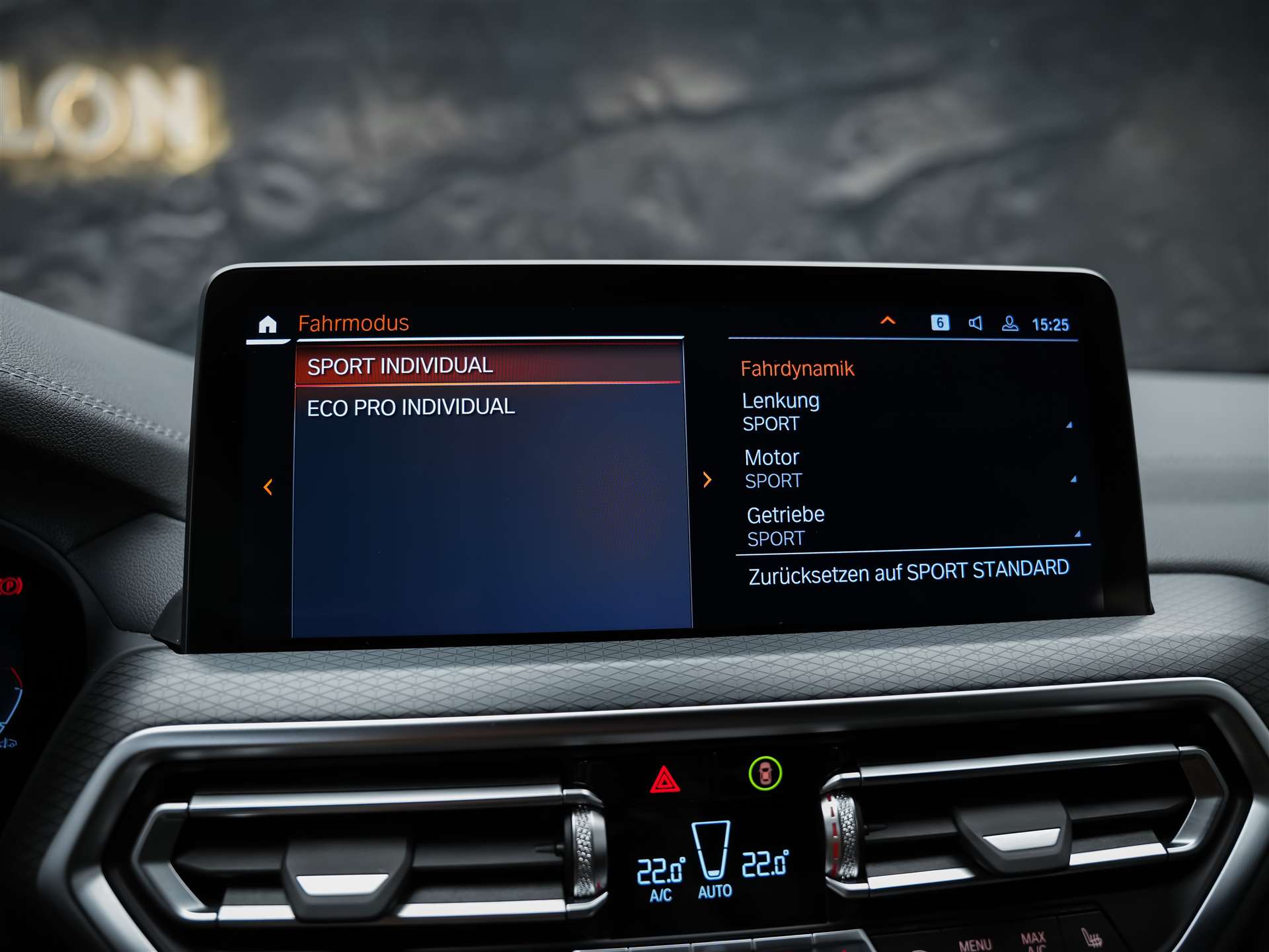 BMW X3 xDrive M40d *Standheizung*360°Kamera*Lenkradheizung*-image-38