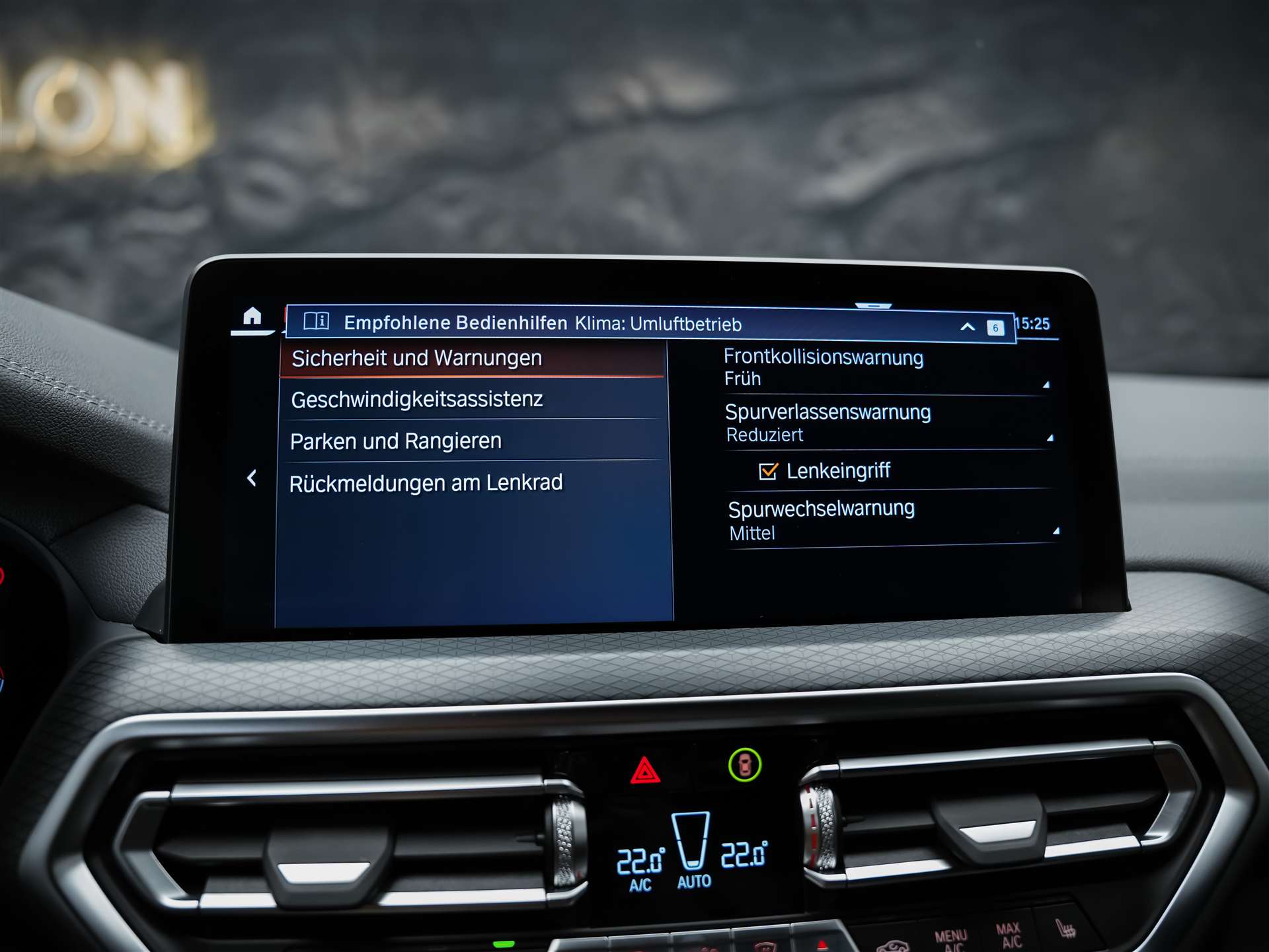 BMW X3 xDrive M40d *Standheizung*360°Kamera*Lenkradheizung*-image-34
