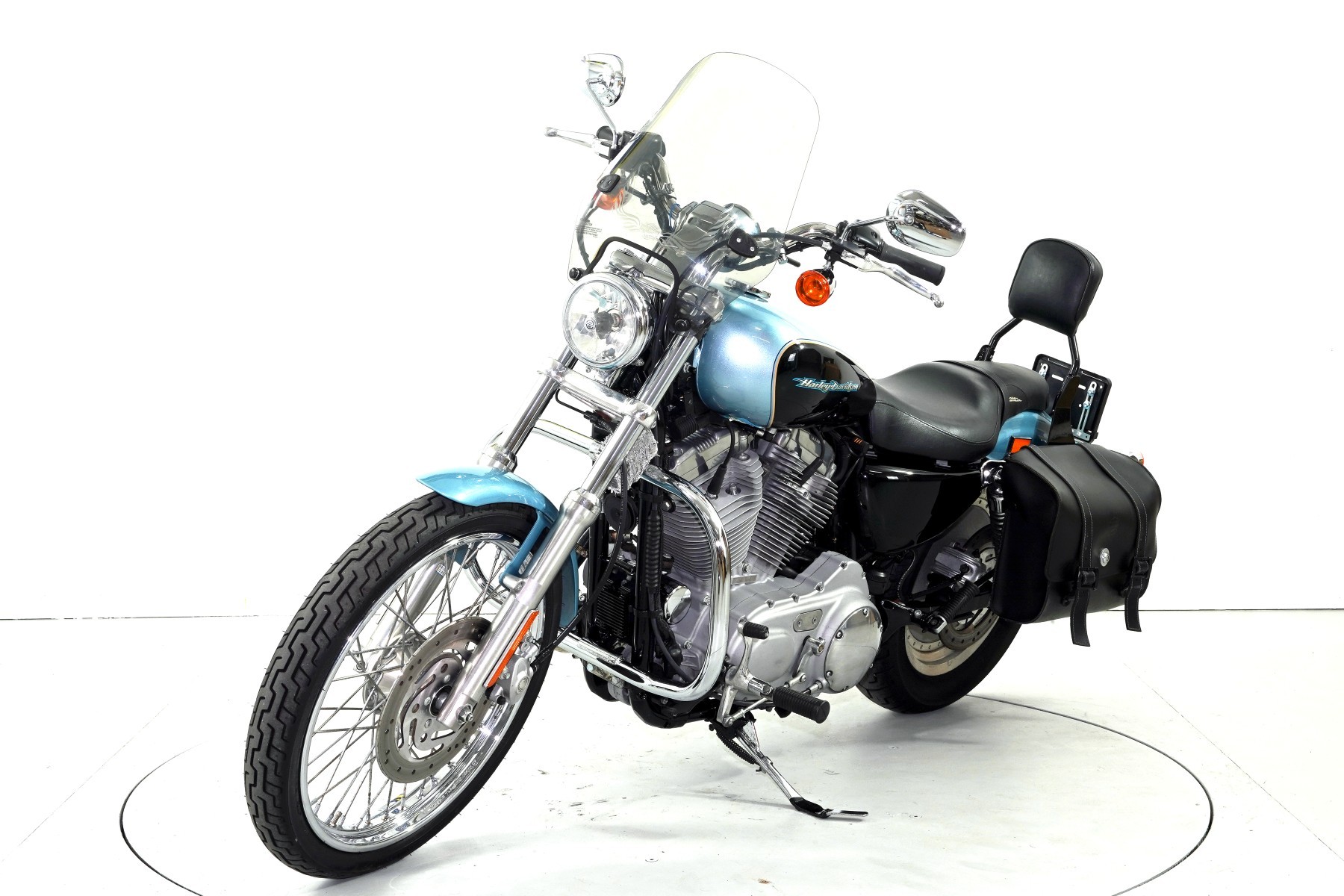 HARLEY-DAVIDSON XL 883C-image-2