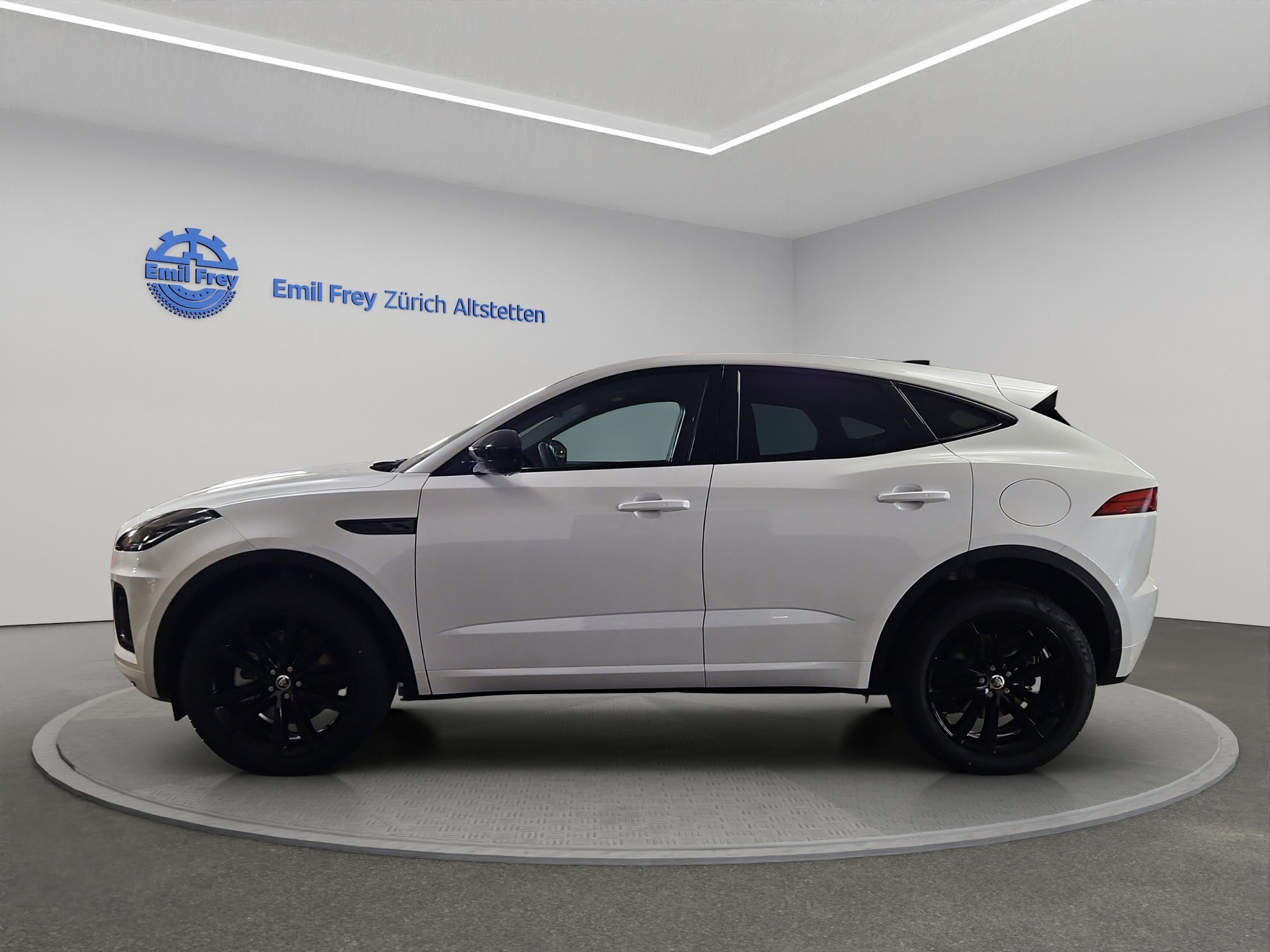 JAGUAR E-Pace 1.5 T 270e R-Dynamic SE AWD-showroom-element-3