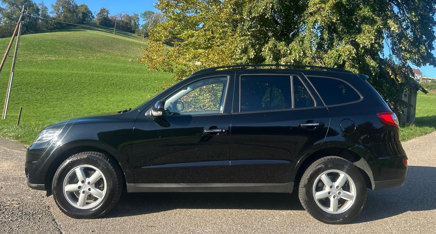 HYUNDAI Santa Fe 2.2 CRDI Style 4WD Automatic-showroom-element-1