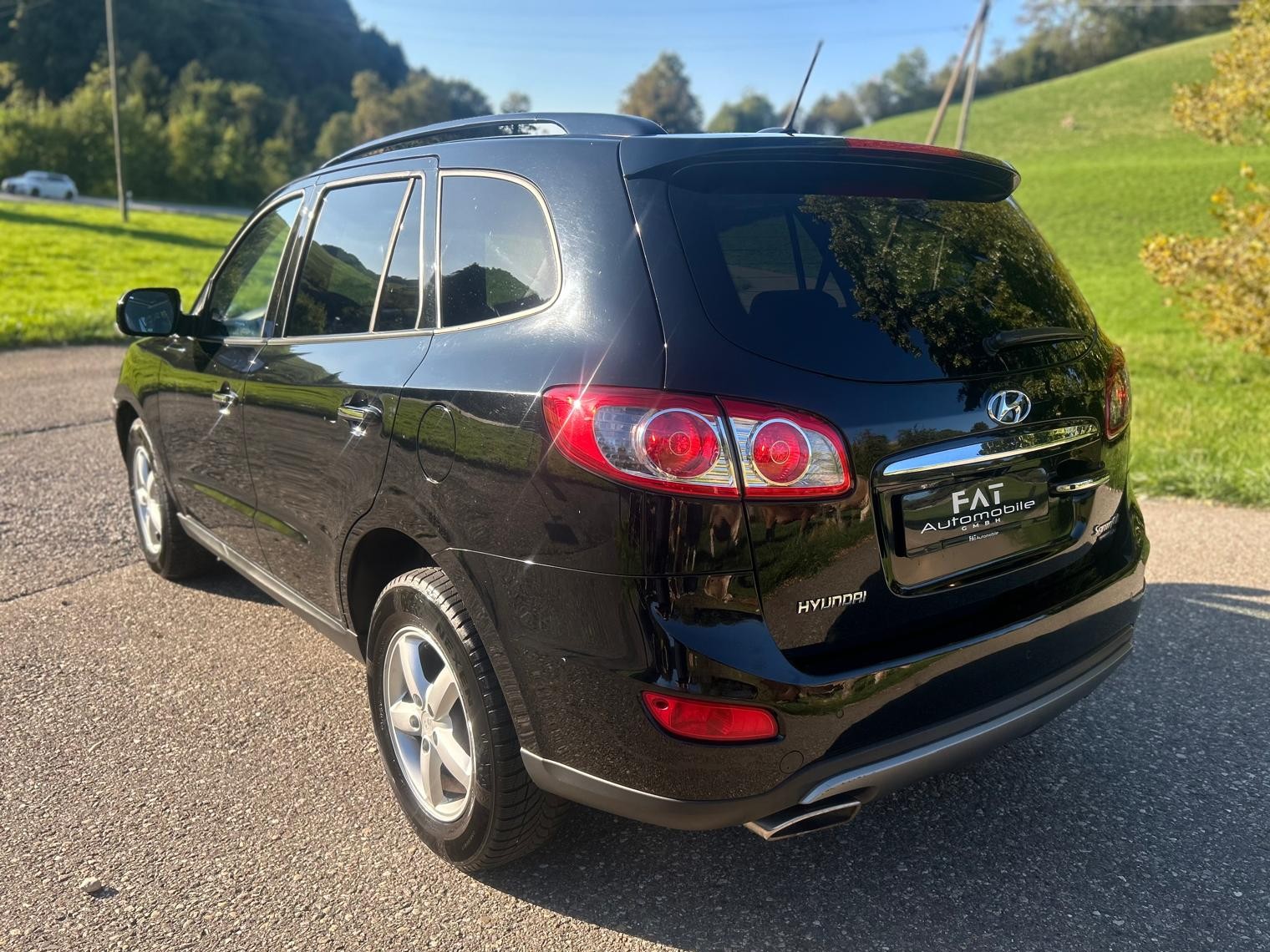 HYUNDAI Santa Fe 2.2 CRDI Style 4WD Automatic-showroom-element-2