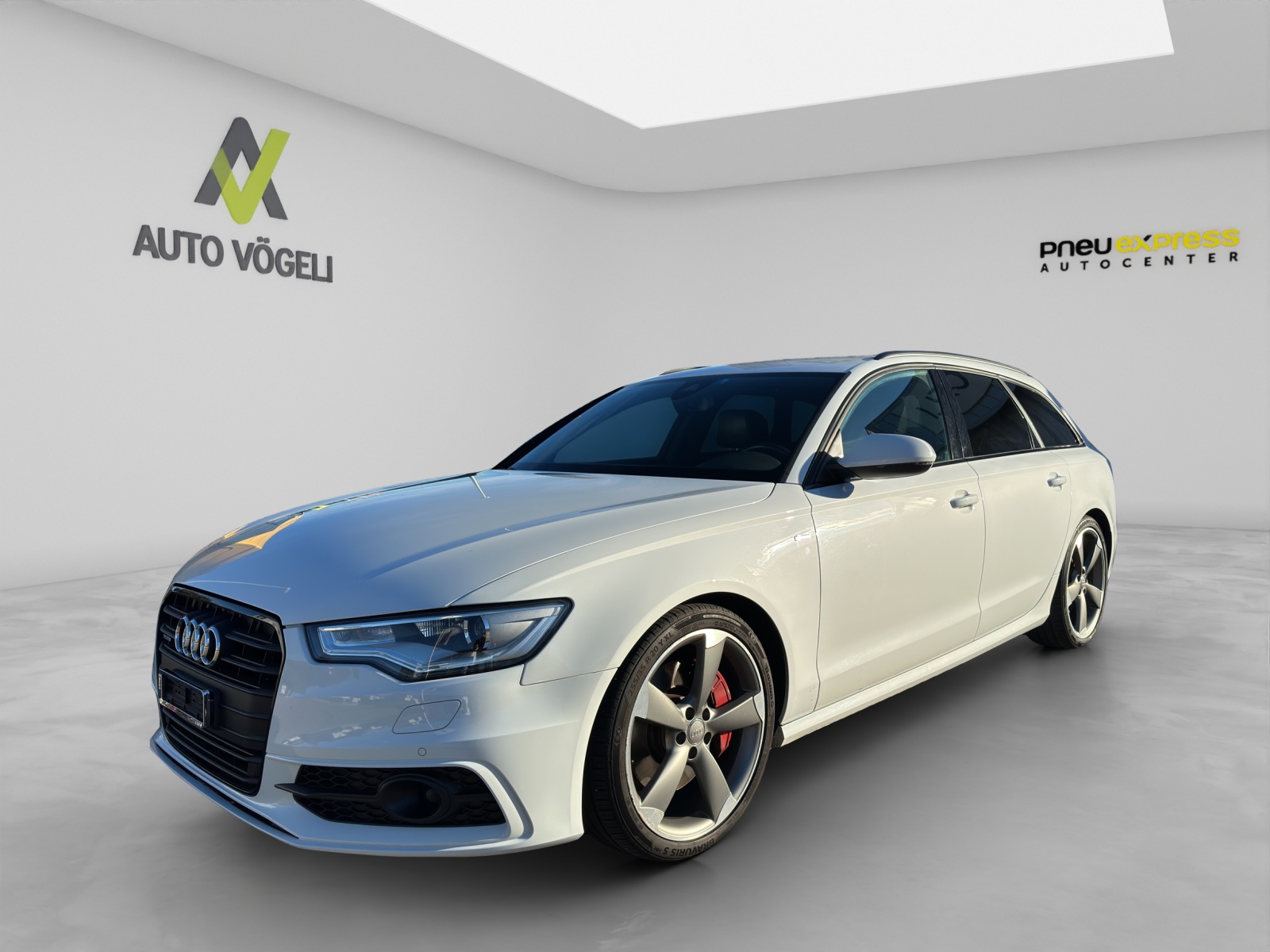 AUDI A6 Avant 3.0 V6 TDI 313 quattro-showroom-element-1