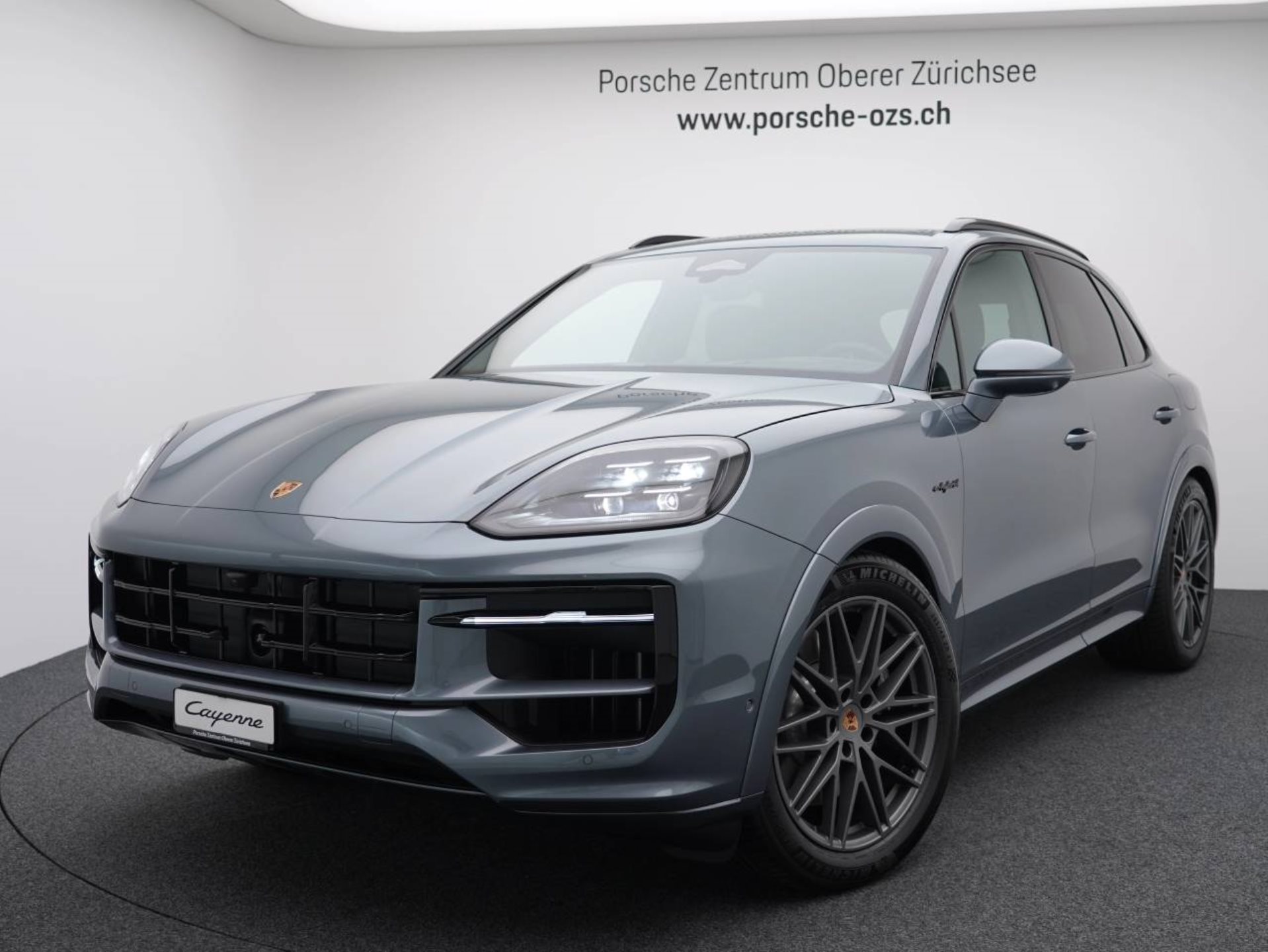 PORSCHE Cayenne S E-Hybrid Black Edition