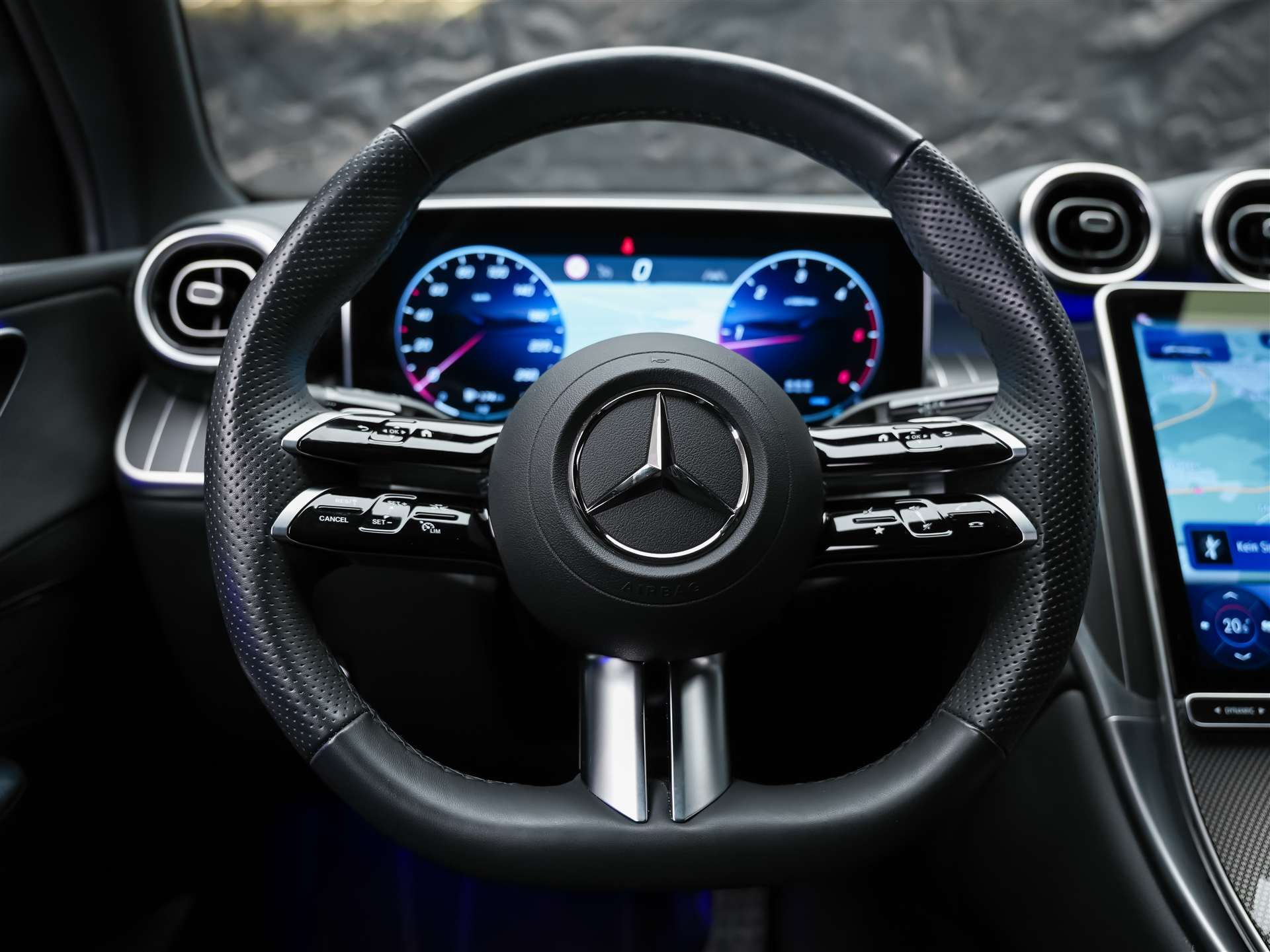 MERCEDES-BENZ GLC Coupé 220 d AMG Line 4Matic 9G-Tronic *Werksgarantie*21" Felgen*Digital Light*-image-26