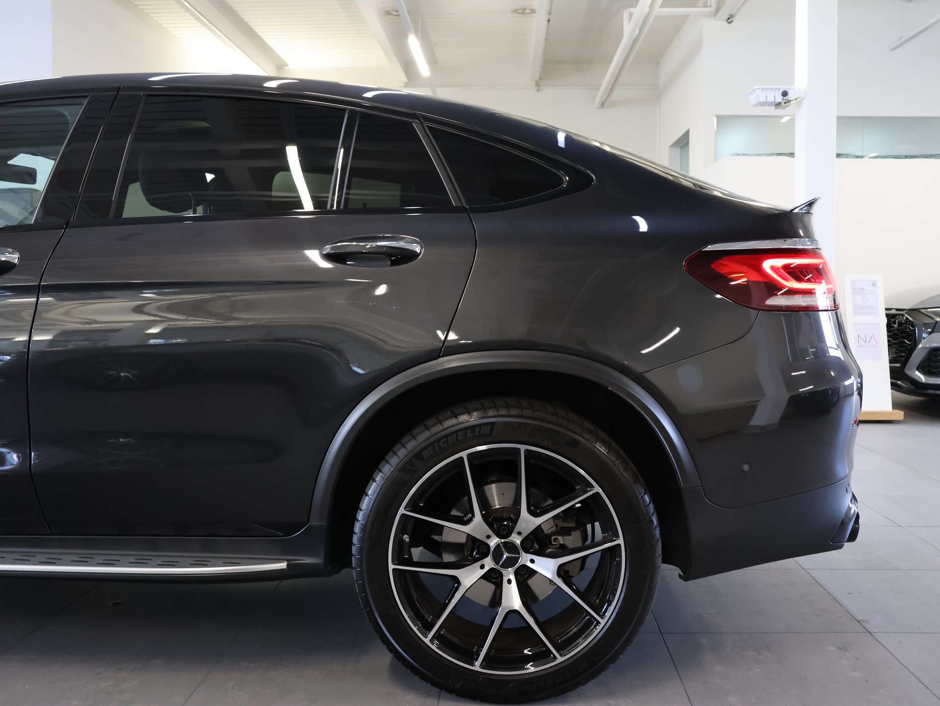 MERCEDES-BENZ GLC Coupé 43 AMG 4Matic 9G-Tronic *1.HAND*-image-10