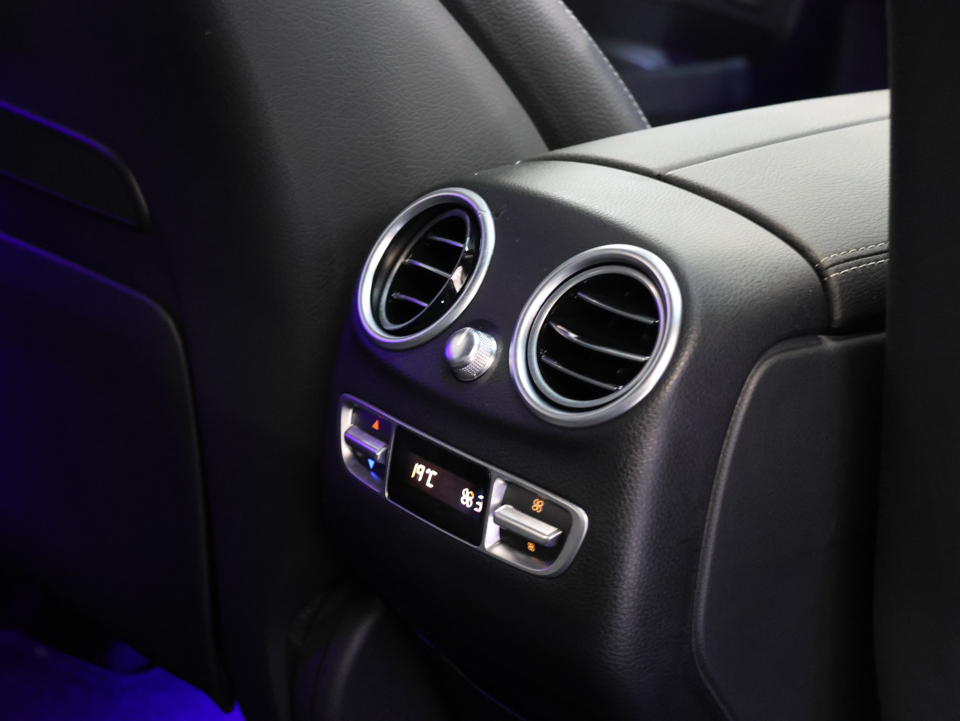MERCEDES-BENZ GLC Coupé 43 AMG 4Matic 9G-Tronic *1.HAND*-image-33