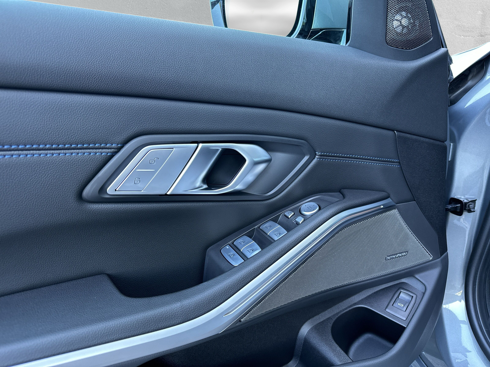 BMW 320d xDrive 48V Steptronic M Sport **Action de leasing à 0.0%**-image-16