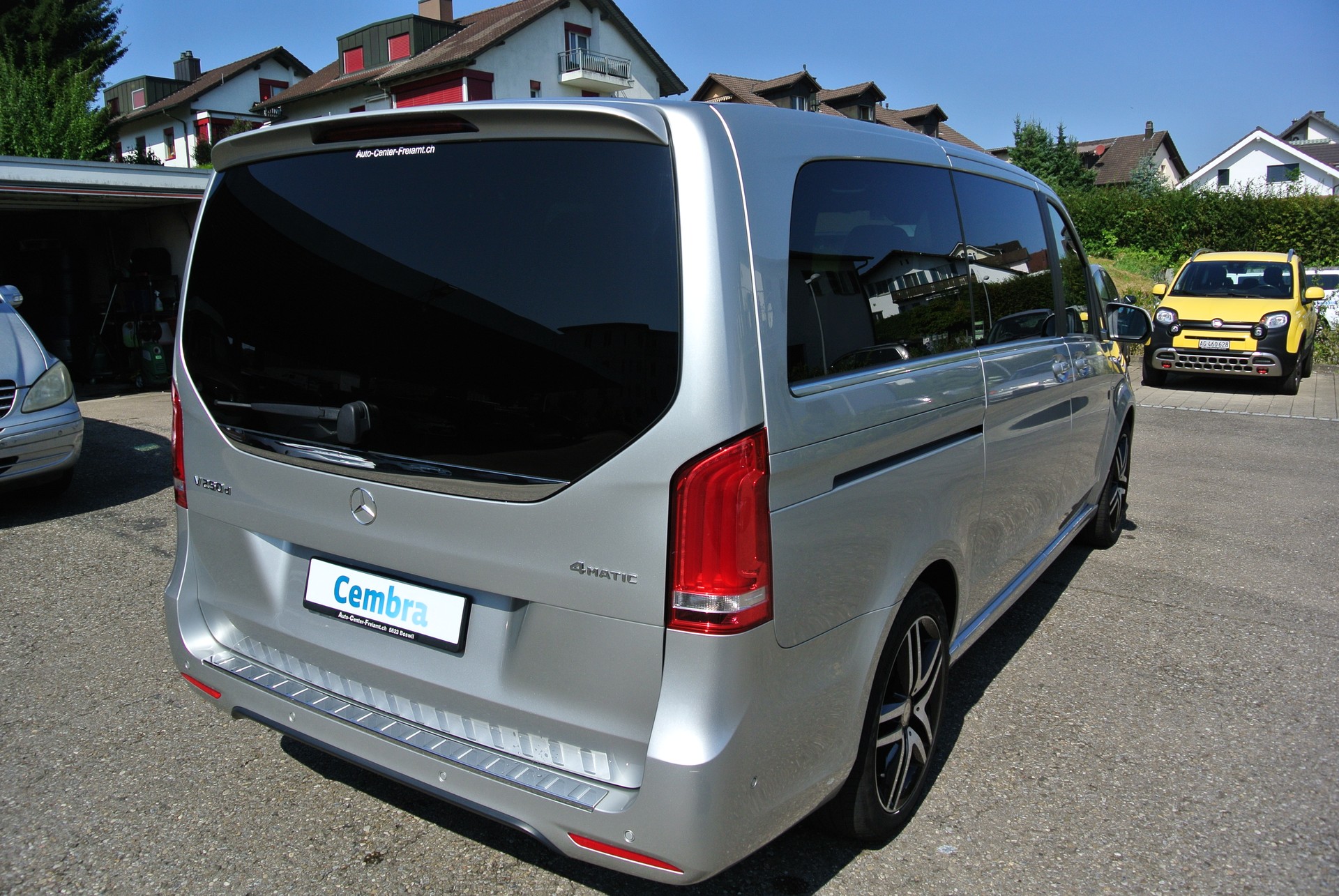 MERCEDES-BENZ V 250 d Avantgarde lang 4Matic 7G-Tronic, AMG Line-image-7