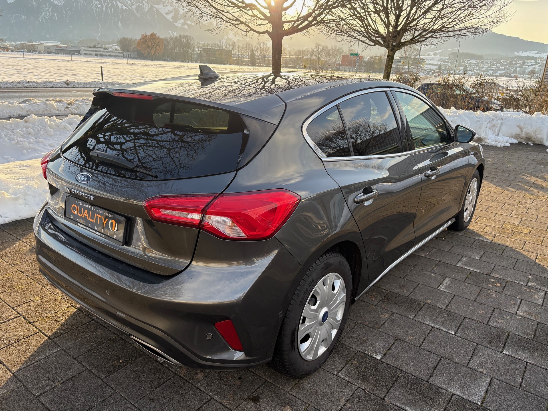 FORD Focus 1.5 SCTi Vignale Automatic-showroom-element-3