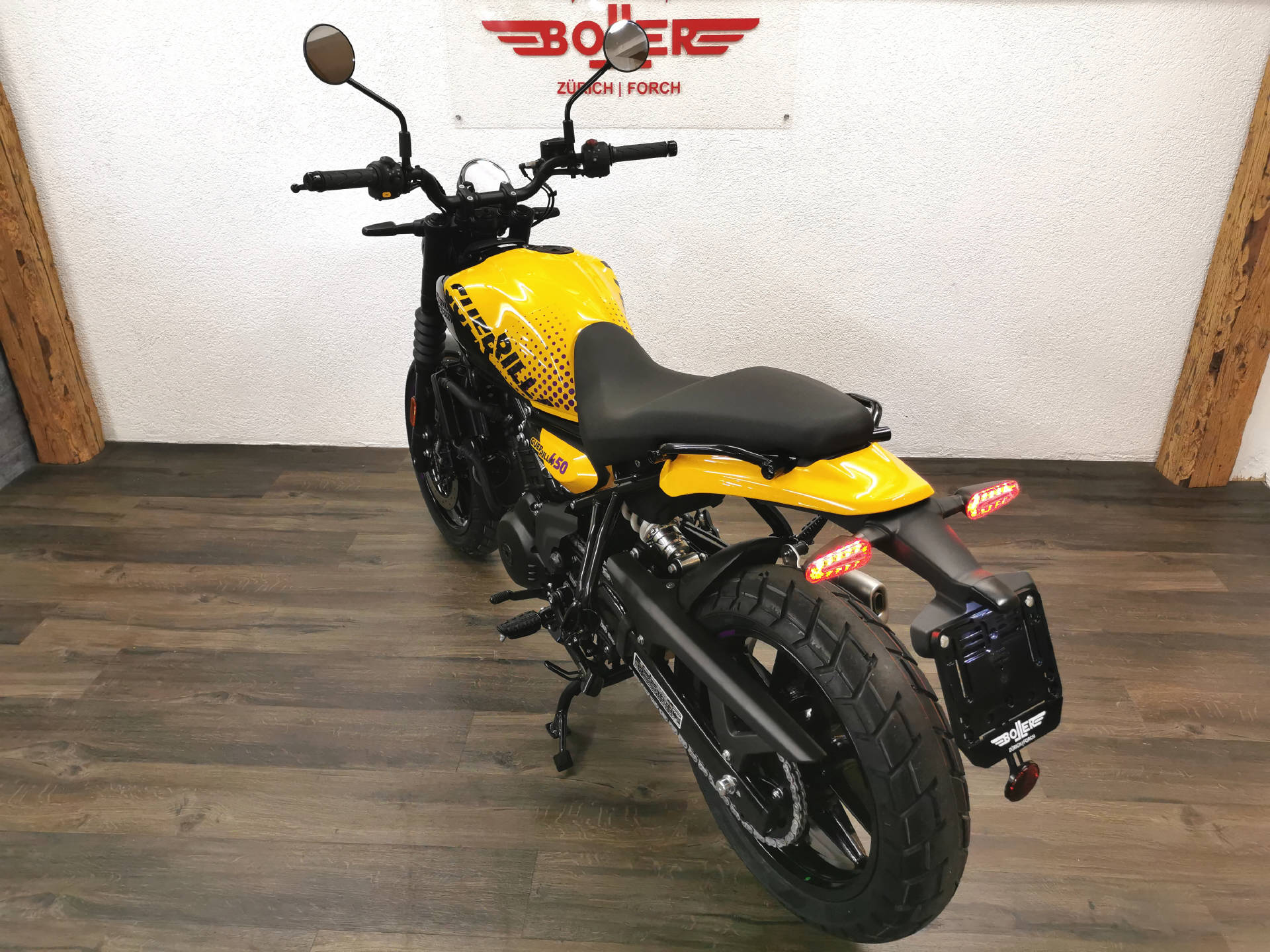 ROYAL ENFIELD Guerrilla-image-8