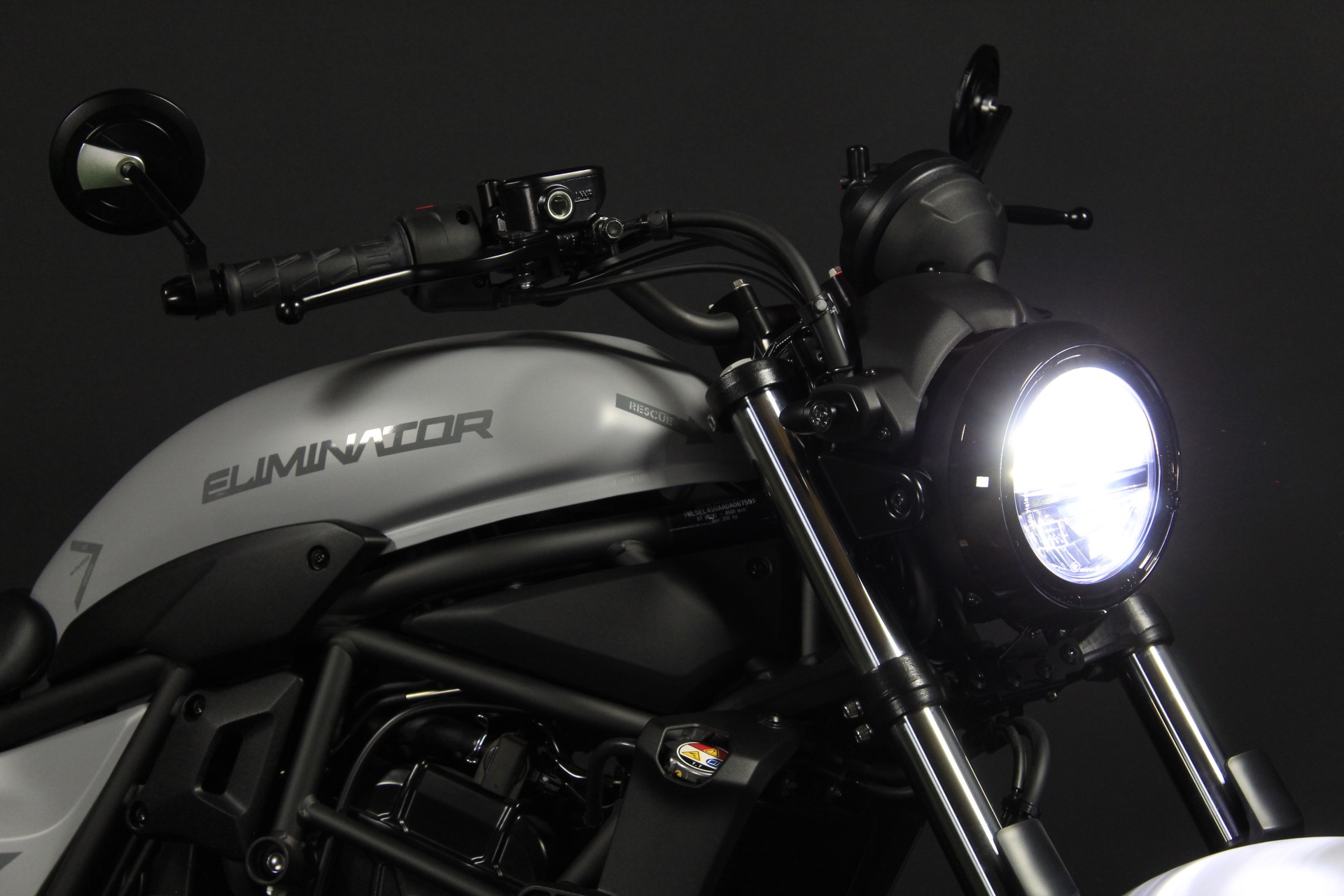 KAWASAKI Eliminator 500 *Maverick*-image-1