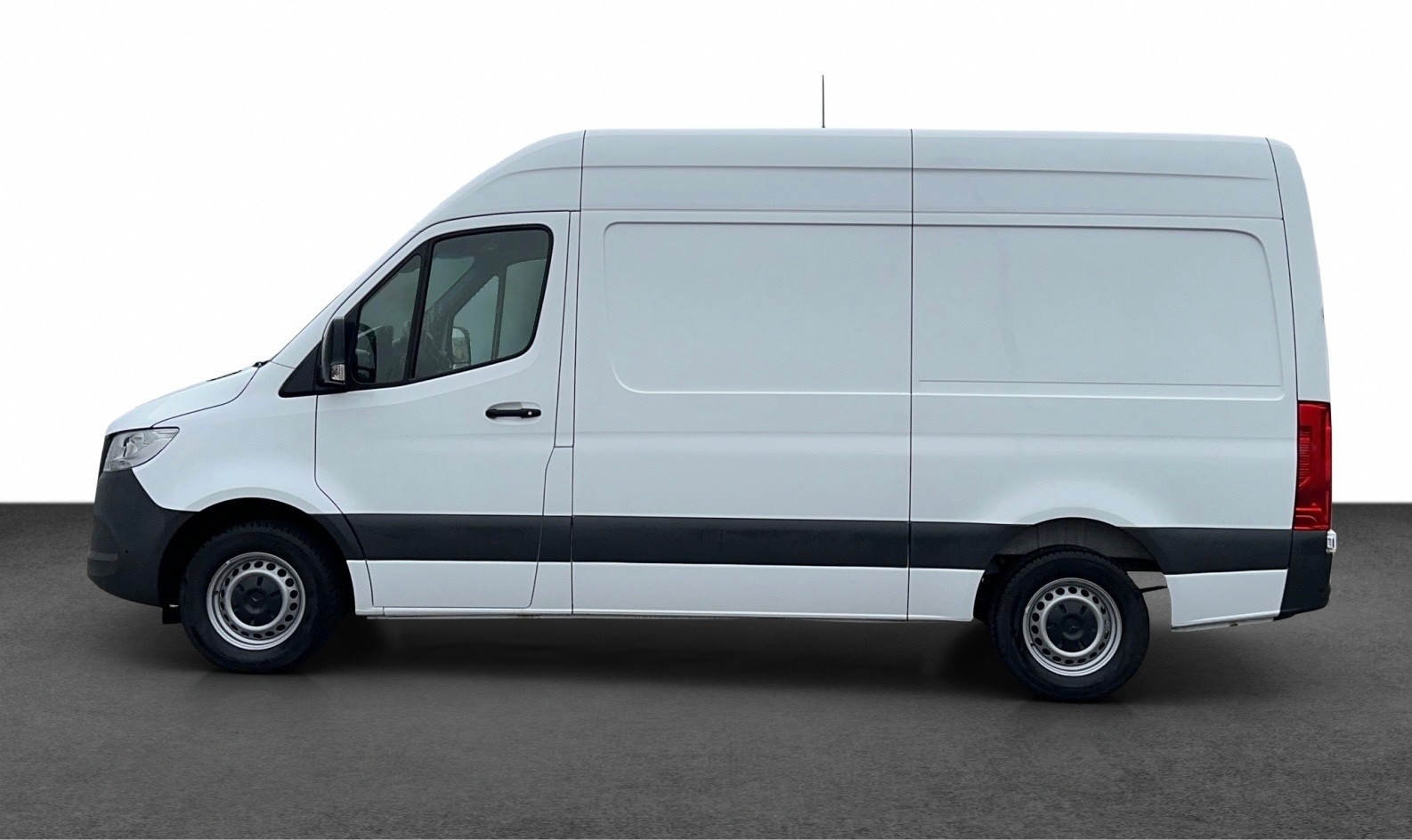 MERCEDES-BENZ Sprinter 317 CDI Standard 9G-TRONIC / Vorführwagen / AHK 3,5 / Facelift Modell 2025-image-2