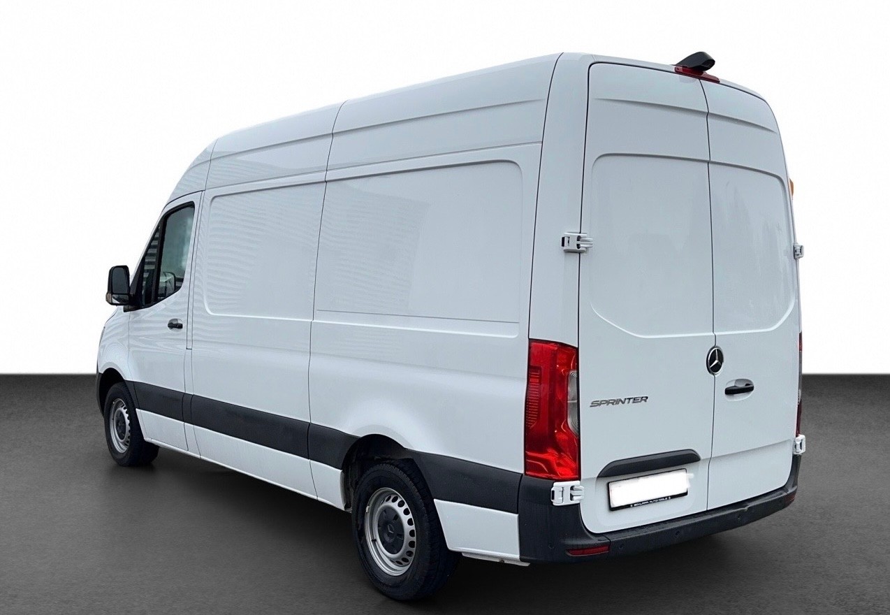 MERCEDES-BENZ Sprinter 317 CDI Standard 9G-TRONIC / Vorführwagen / AHK 3,5 / Facelift Modell 2025-image-3