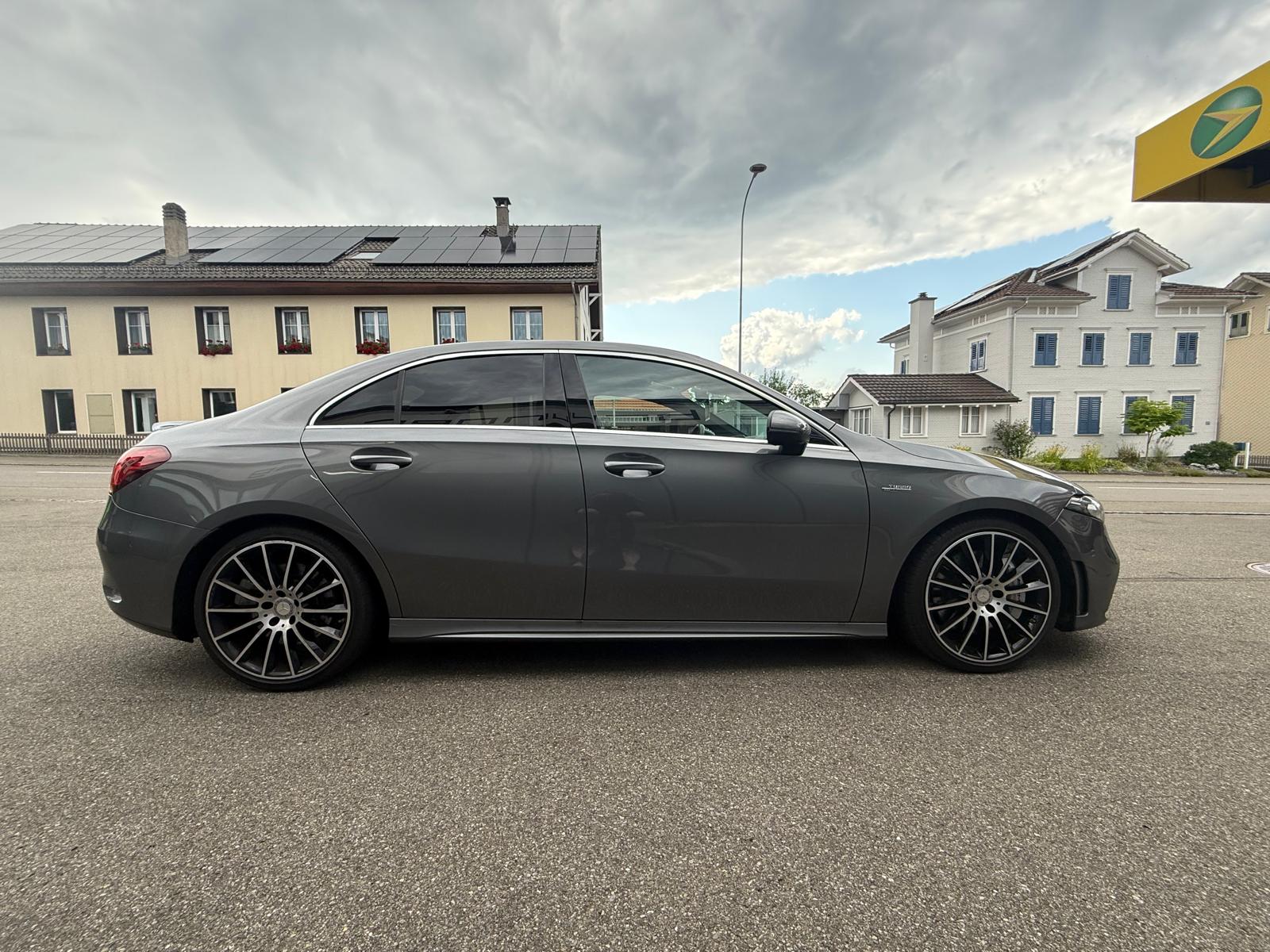 MERCEDES-BENZ A 35 AMG 4Matic Speedshift-image-7