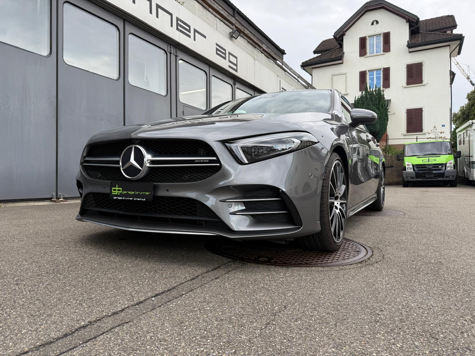 MERCEDES-BENZ A 35 AMG 4Matic Speedshift-image-2