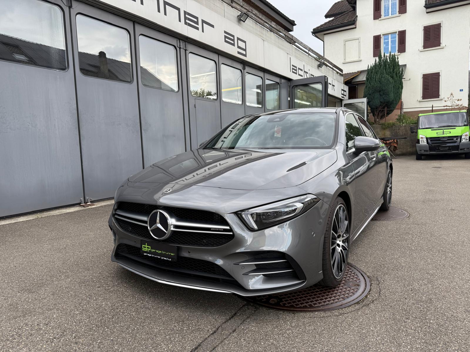 MERCEDES-BENZ A 35 AMG 4Matic Speedshift-image-3