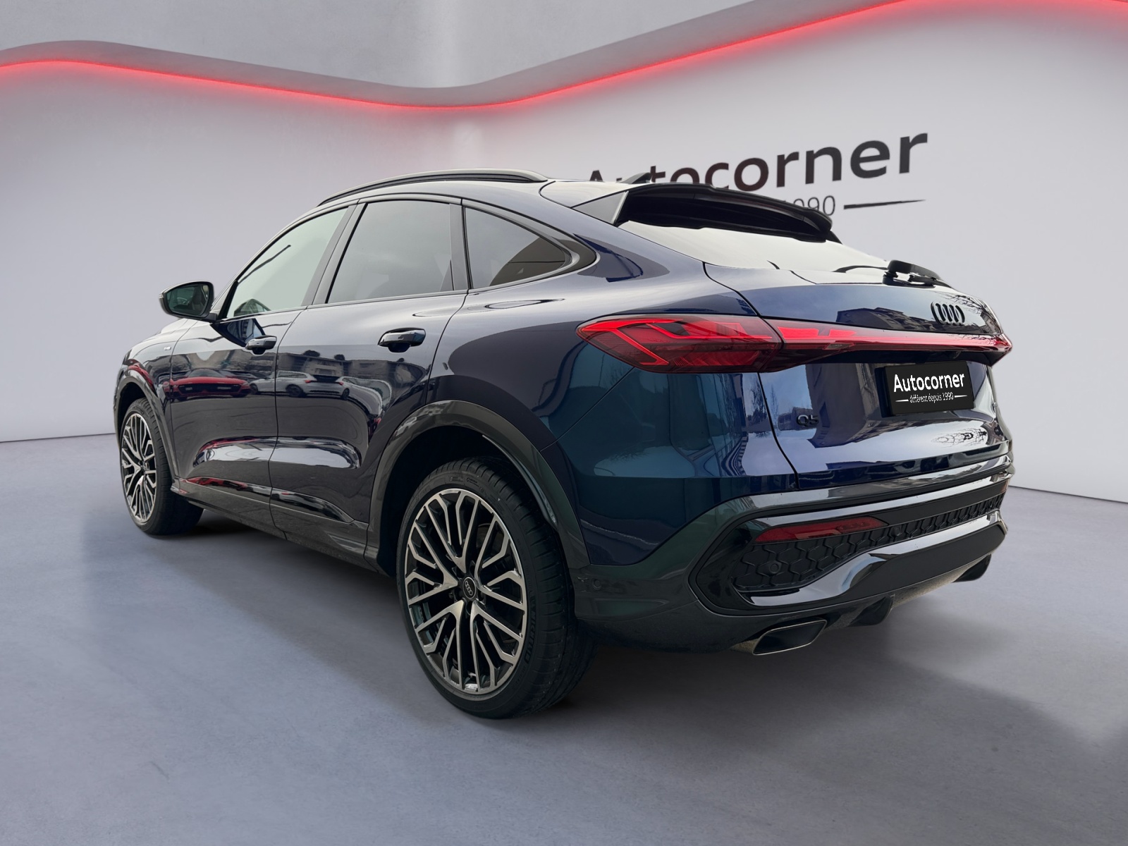 AUDI Q5 Sportback TFSI quattro 150 kW S-tronic-image-2