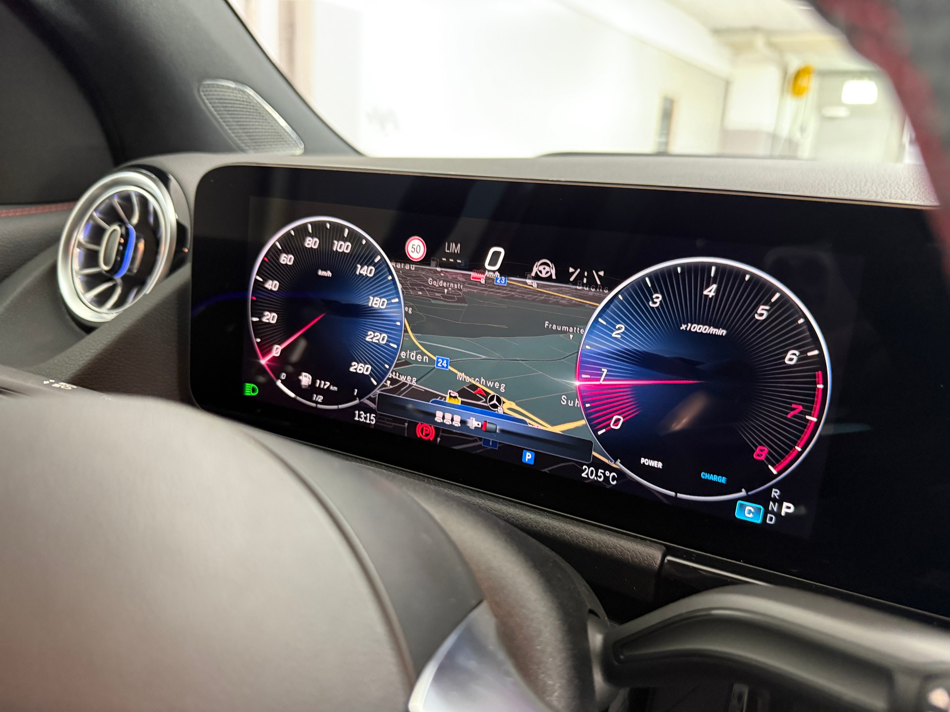 MERCEDES-BENZ GLA 200 Night Star-image-13