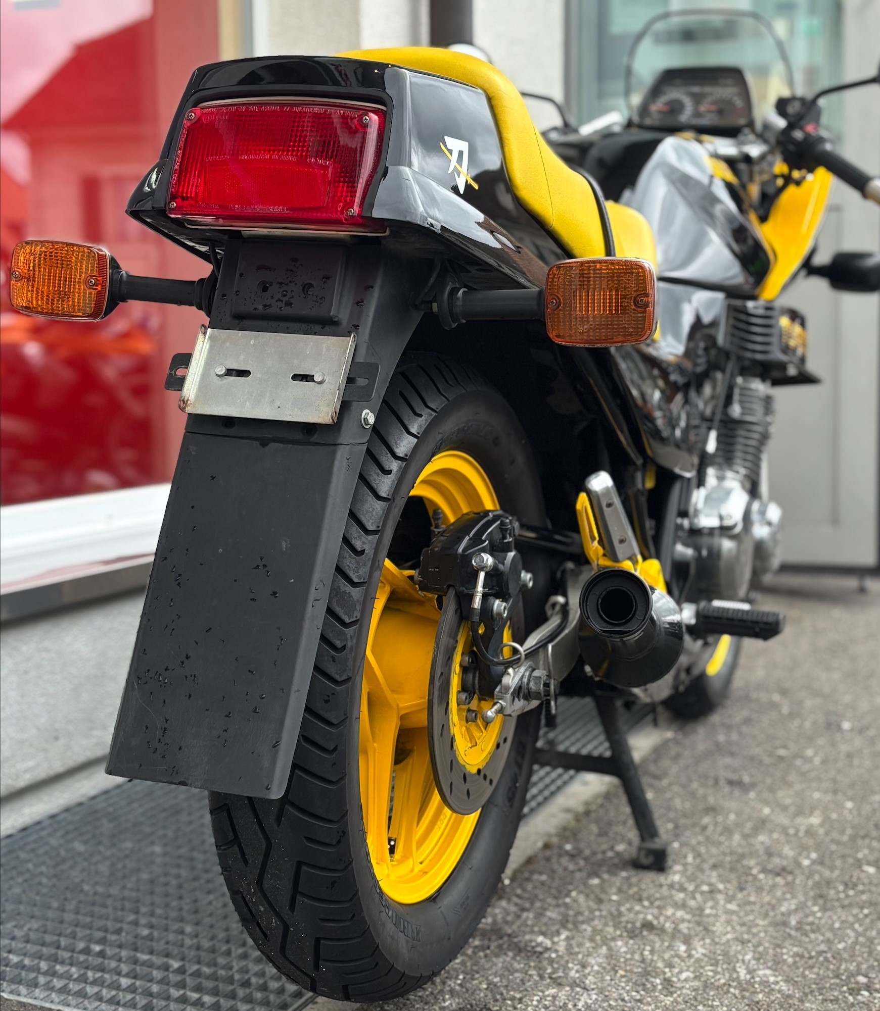 SUZUKI XN 85 Turbo-image-7