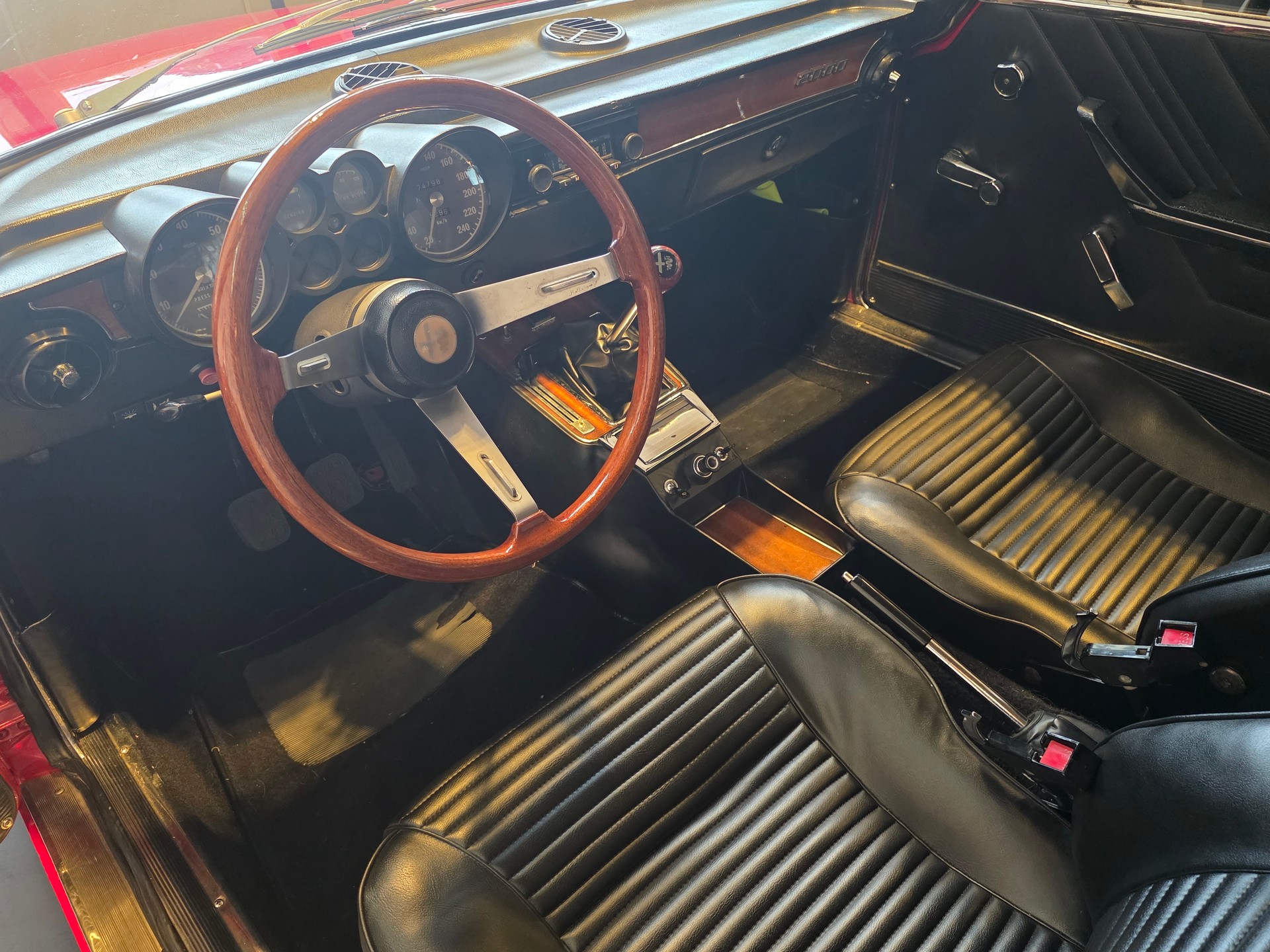 ALFA ROMEO 2000-image-14