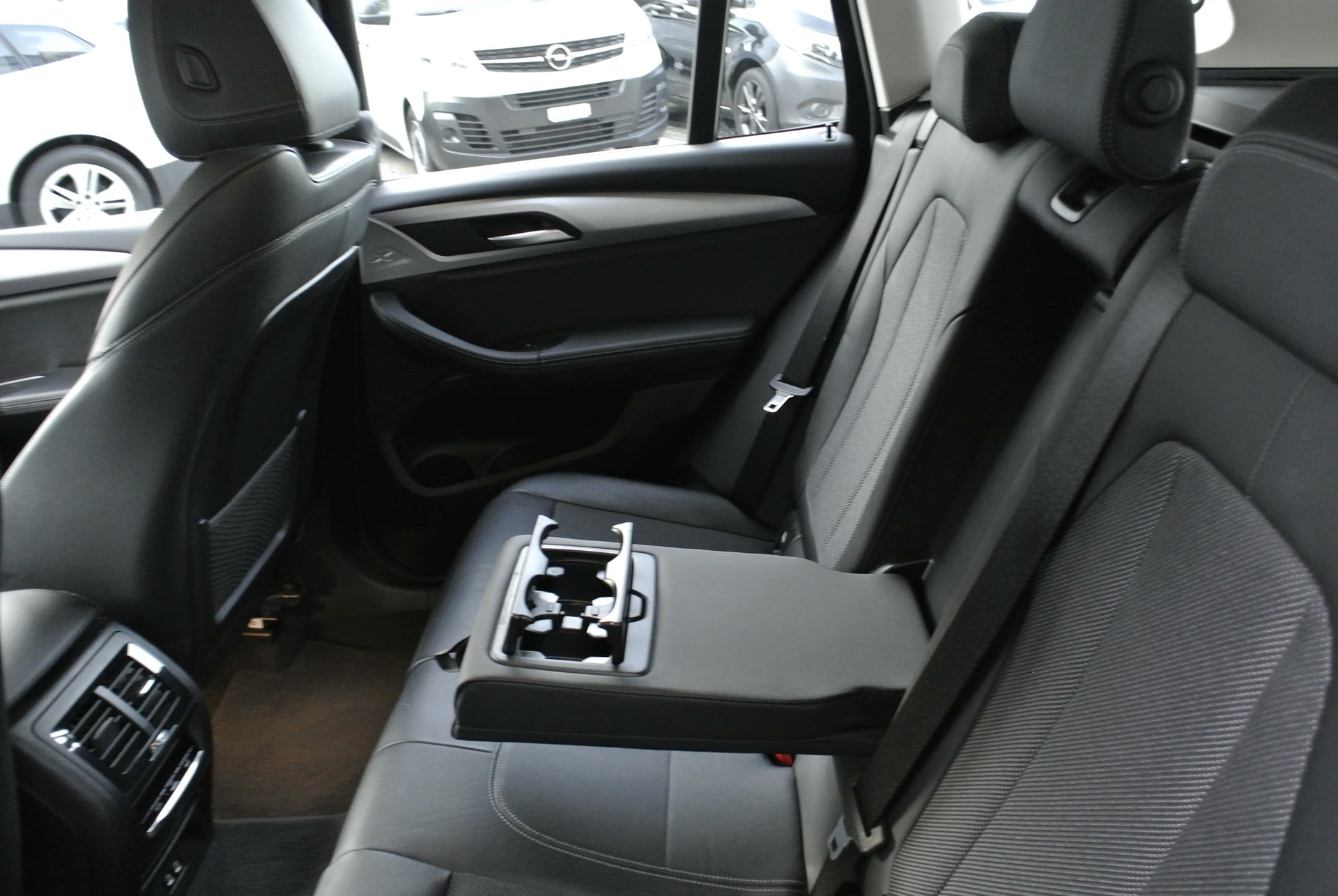 BMW X3 xDrive 20d Steptronic-image-25