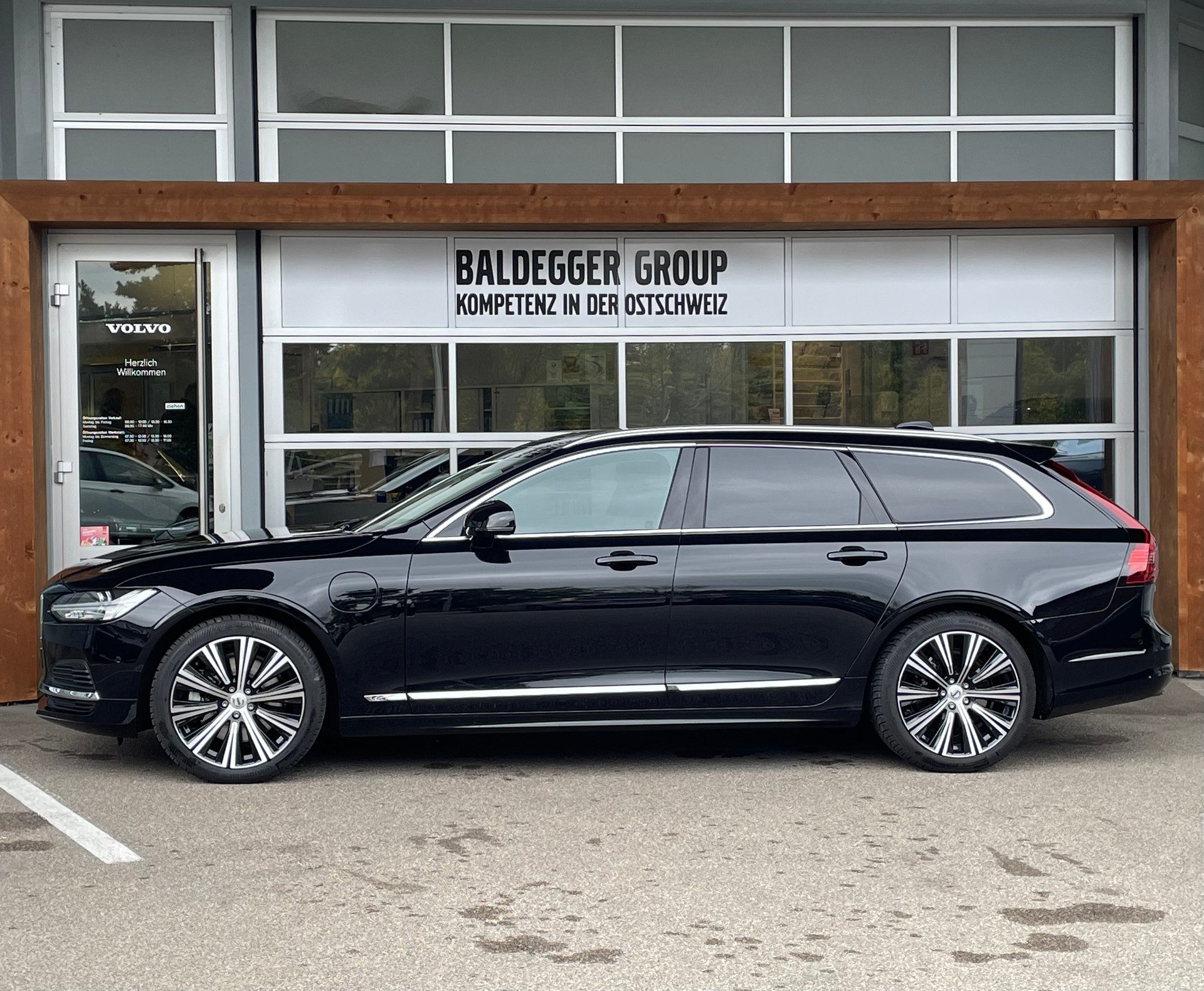 VOLVO V90 2.0 T6 TE Ultra Bright eAW-image-8