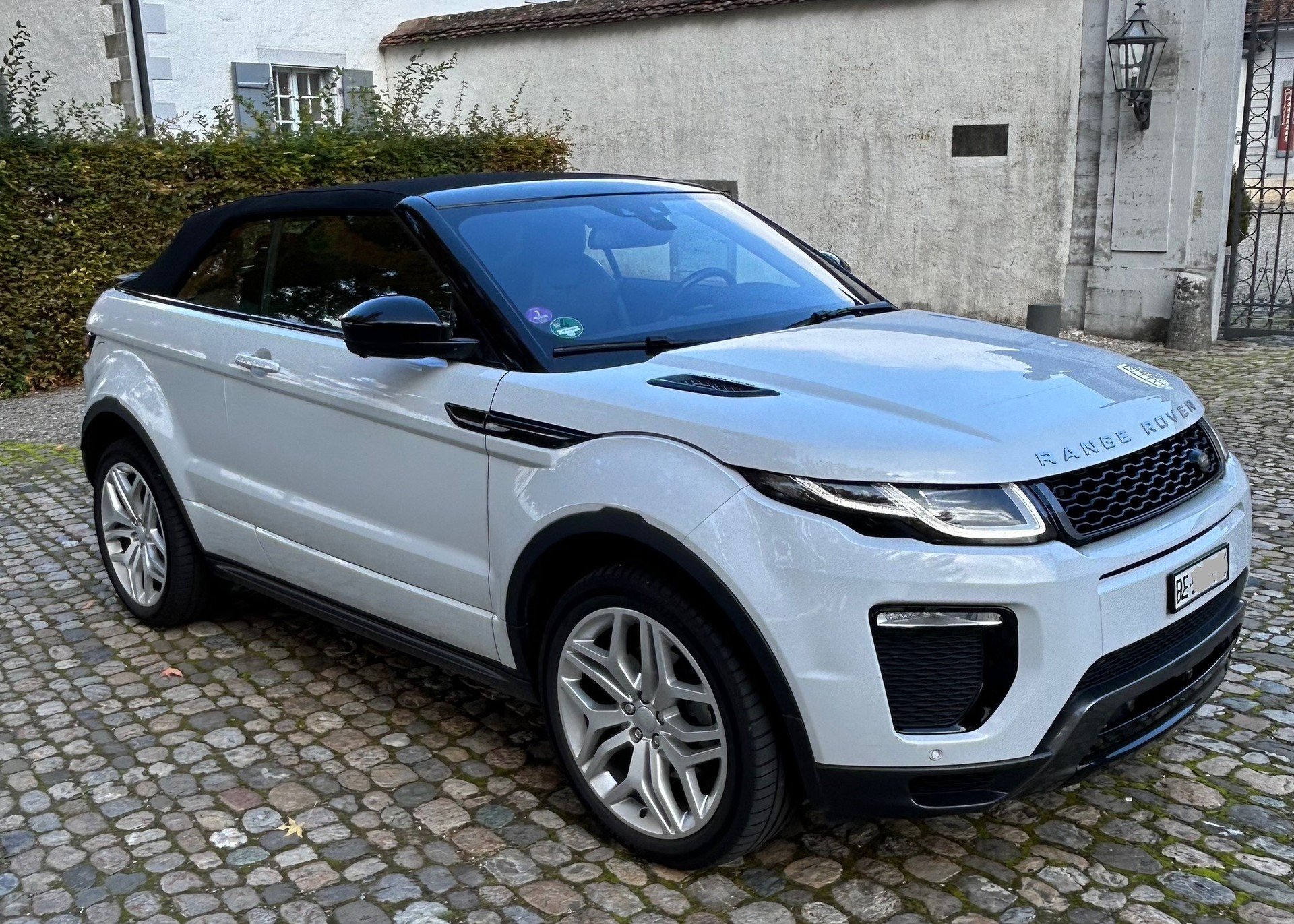 LAND ROVER Range Rover Evoque HSE Cabriolet white metallic !