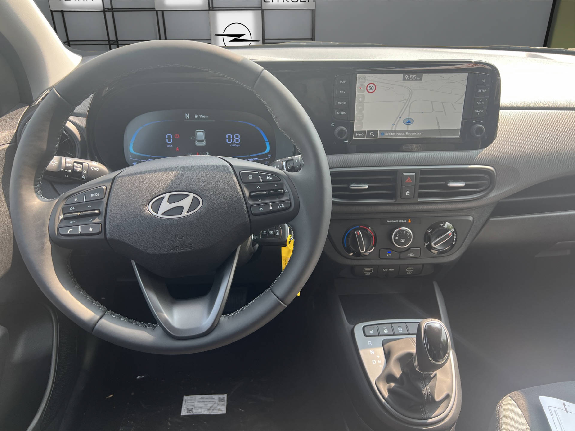 HYUNDAI i10 1.2 Amplia-image-8