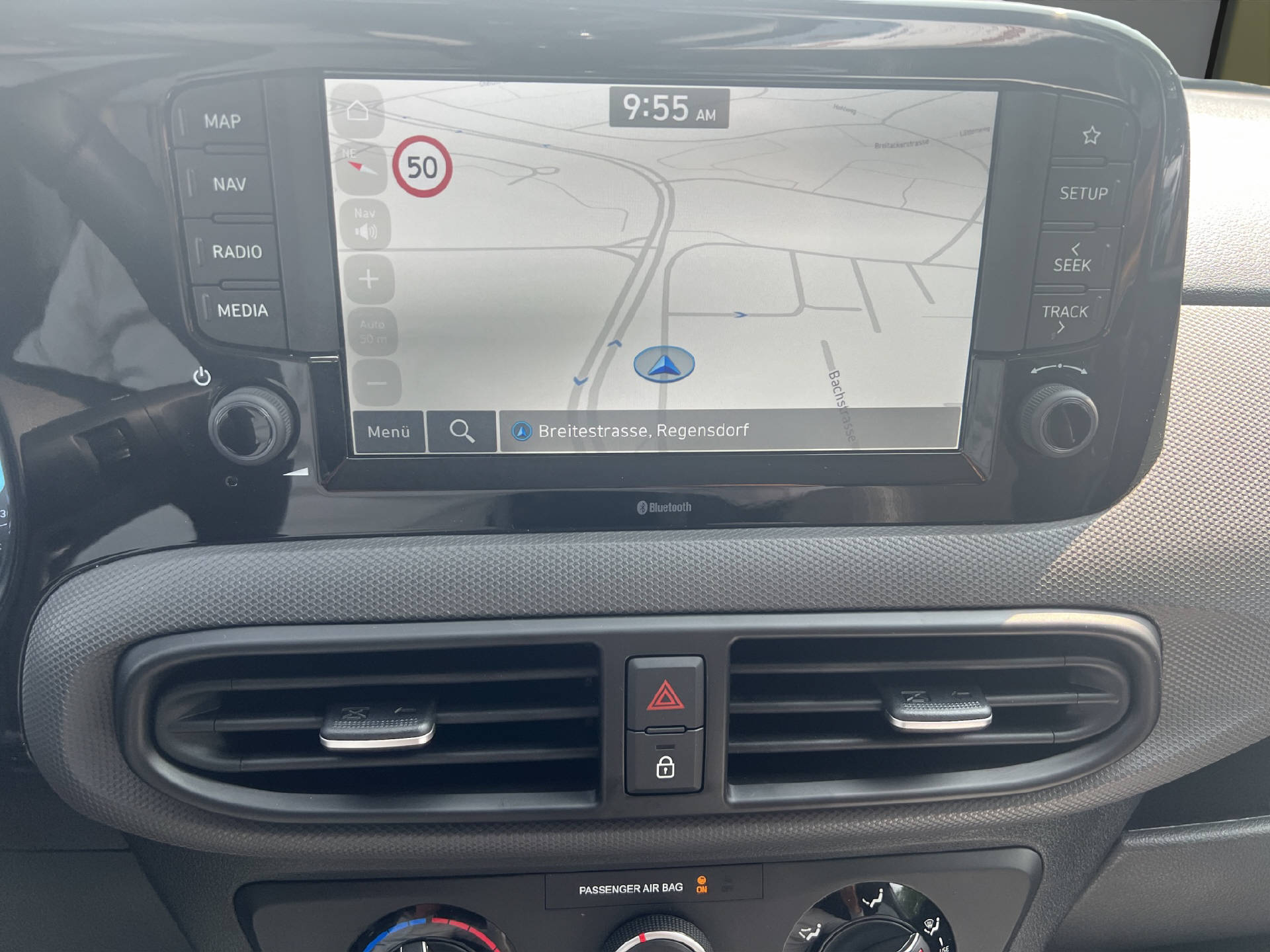 HYUNDAI i10 1.2 Amplia-image-12