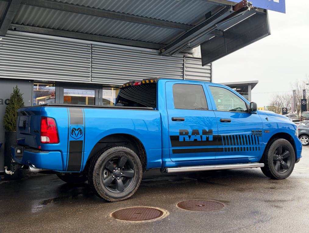 DODGE RAM 1500 Classic 5.7 HEMI 4x4-showroom-element-2